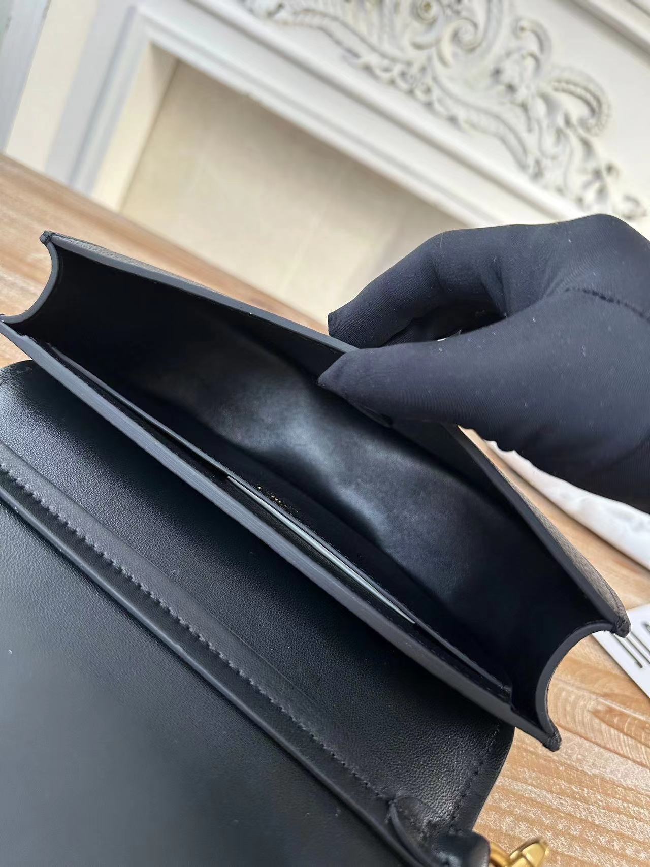 Chloe クロエ  バッグ