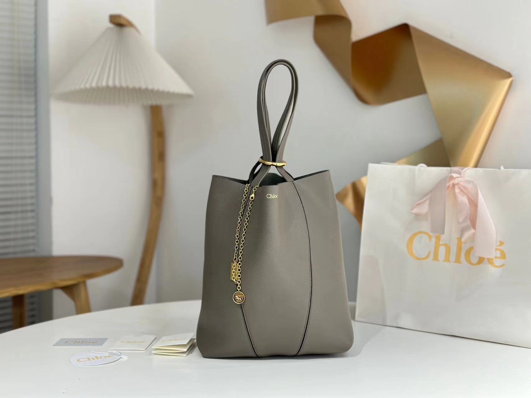 Chloe クロエ  バッグ