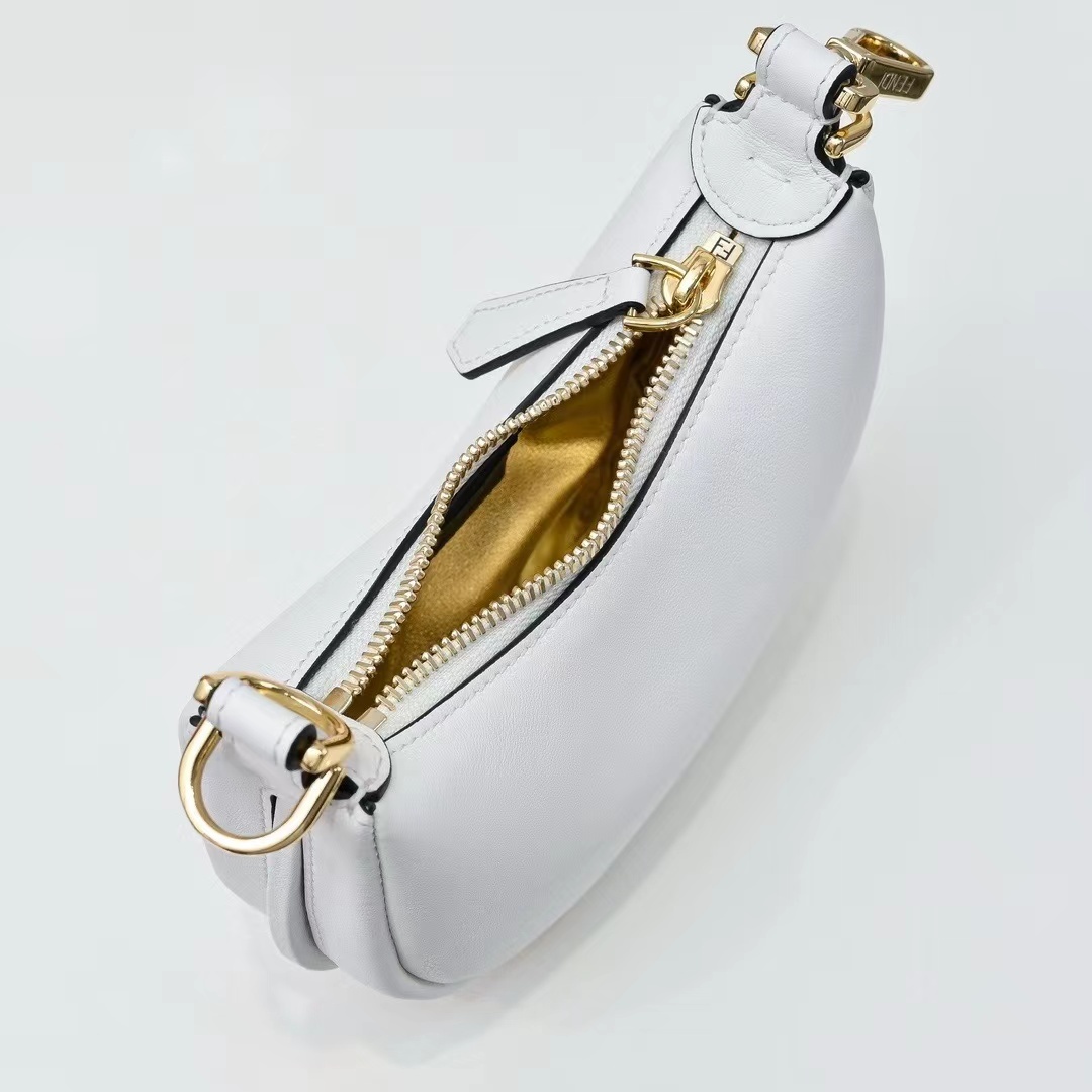 Fendi フェンディ  バッグ