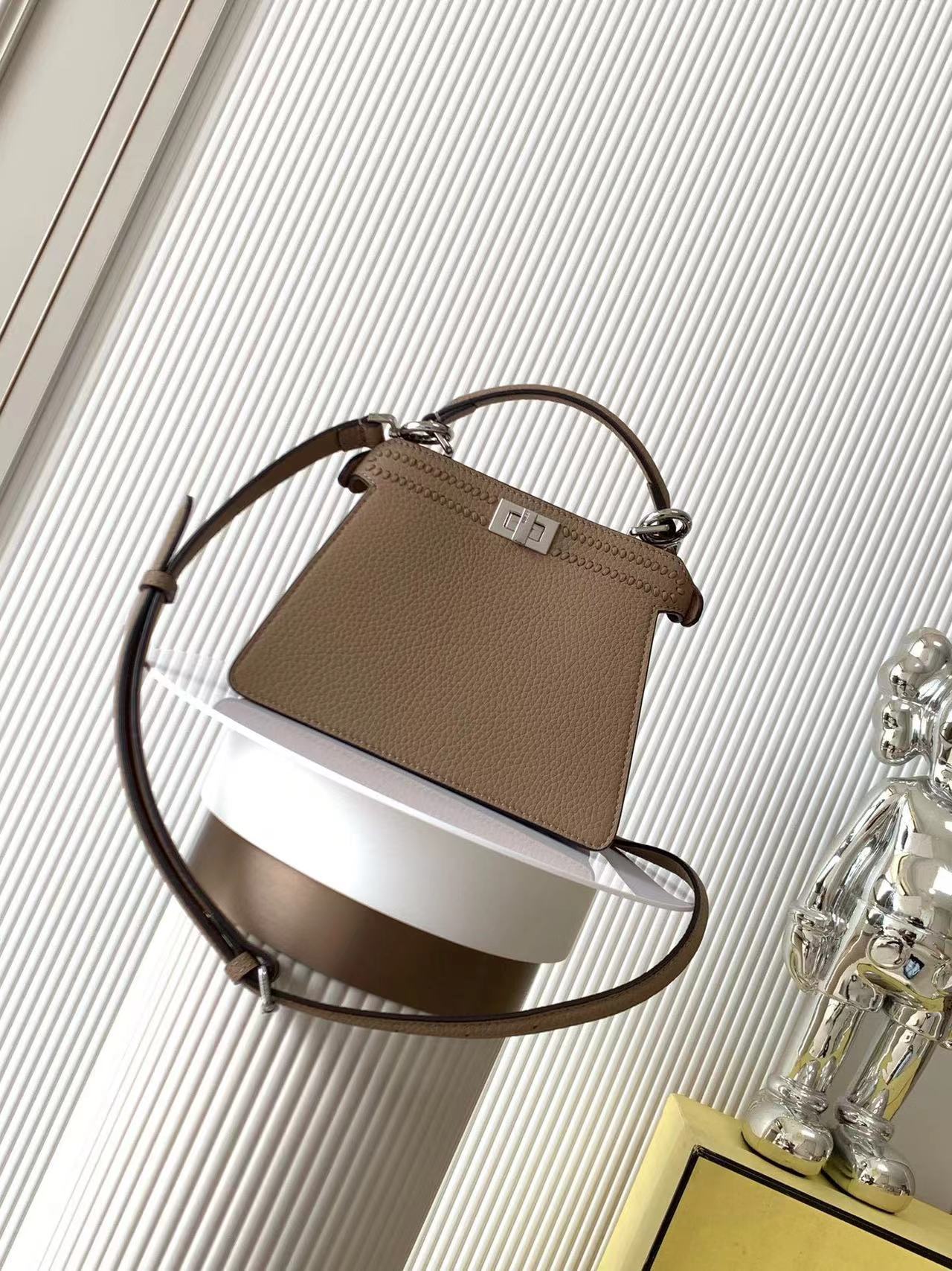 Fendi フェンディ  バッグ