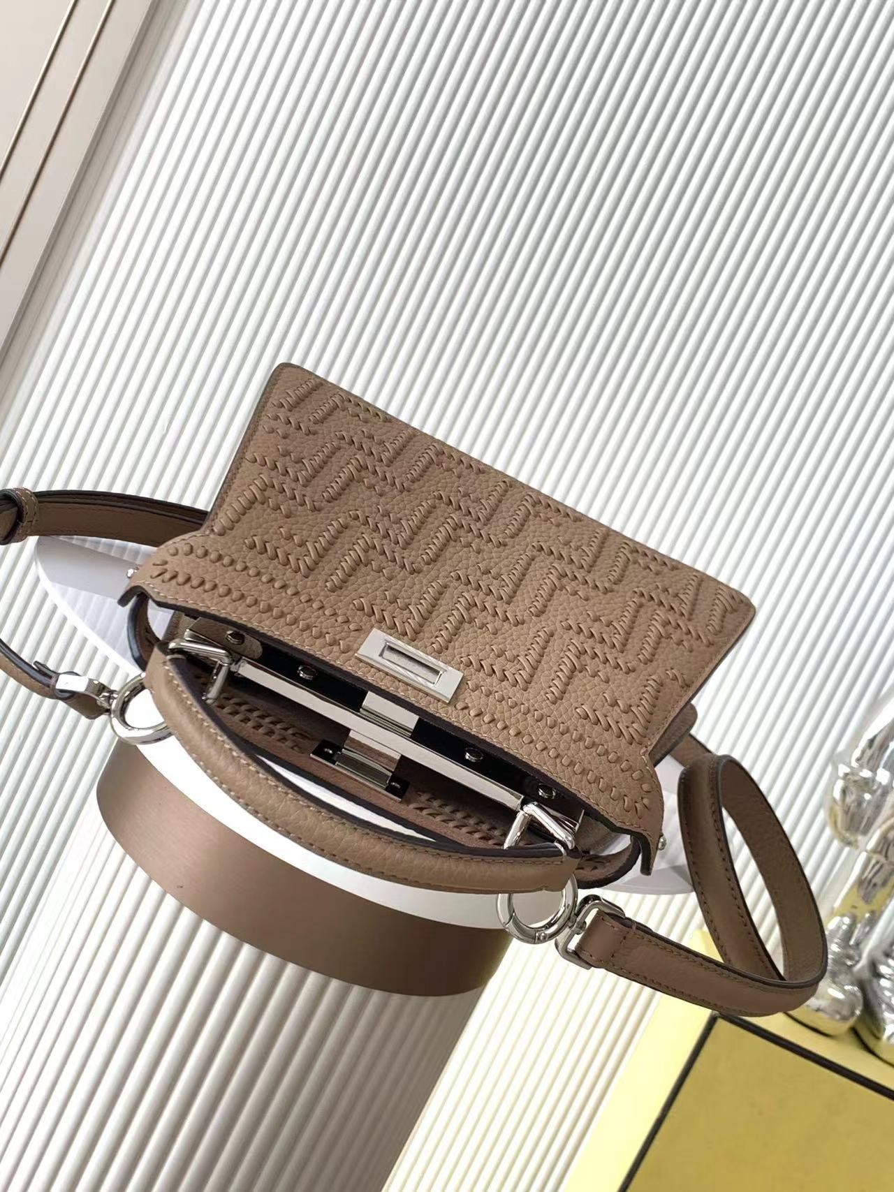 Fendi フェンディ  バッグ