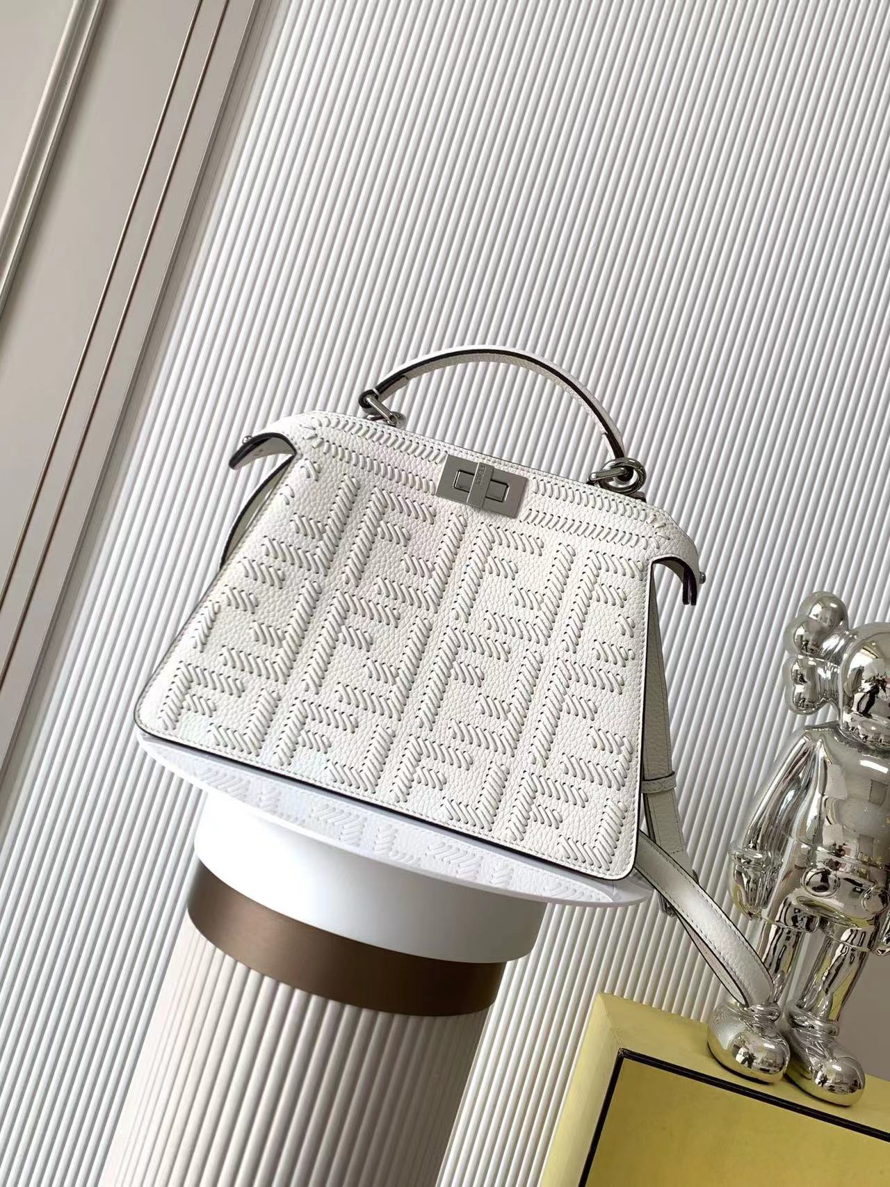 Fendi フェンディ  バッグ