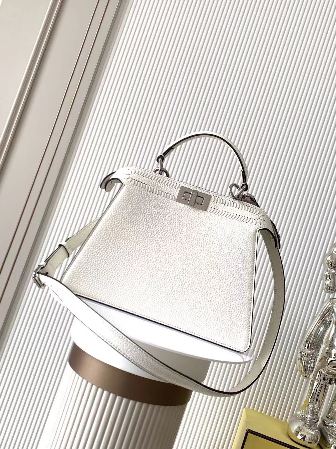 Fendi フェンディ  バッグ