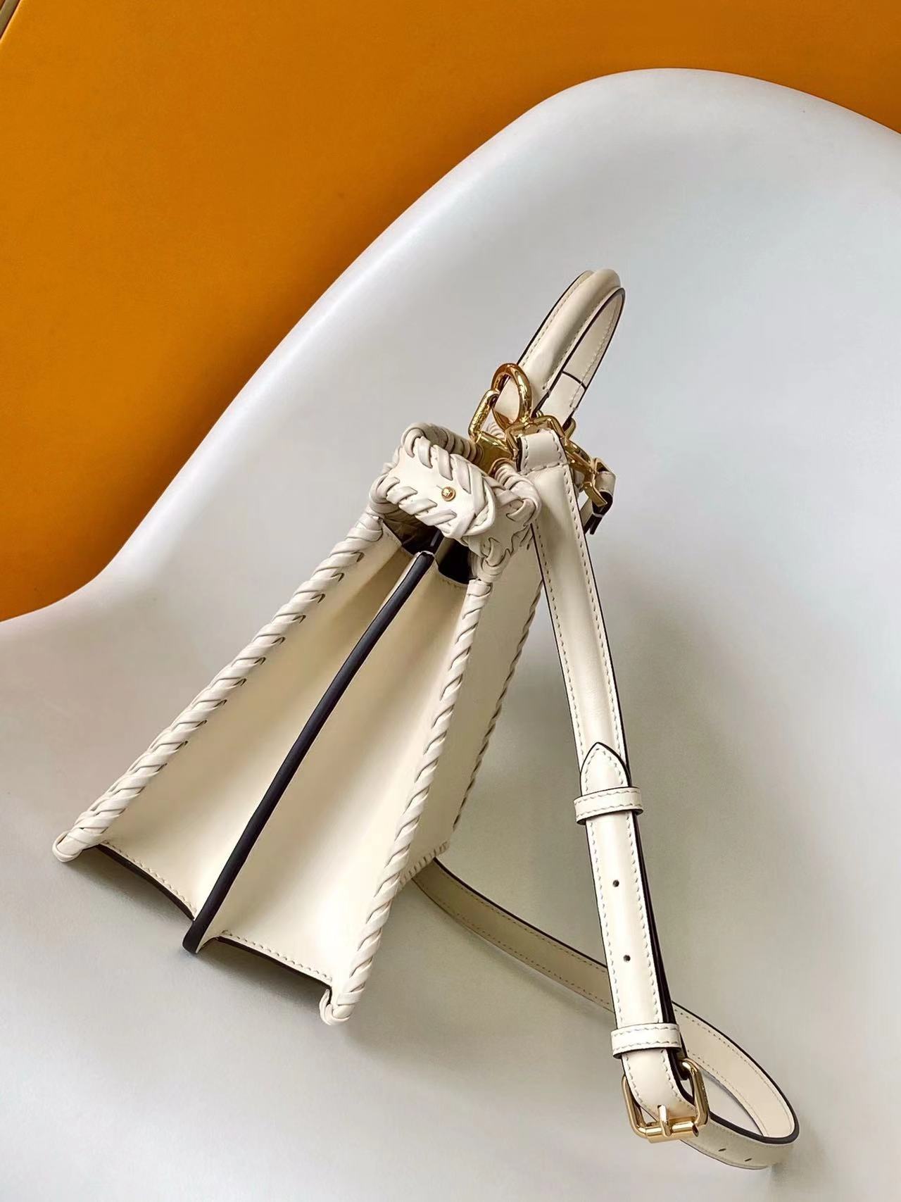 Fendi フェンディ  バッグ