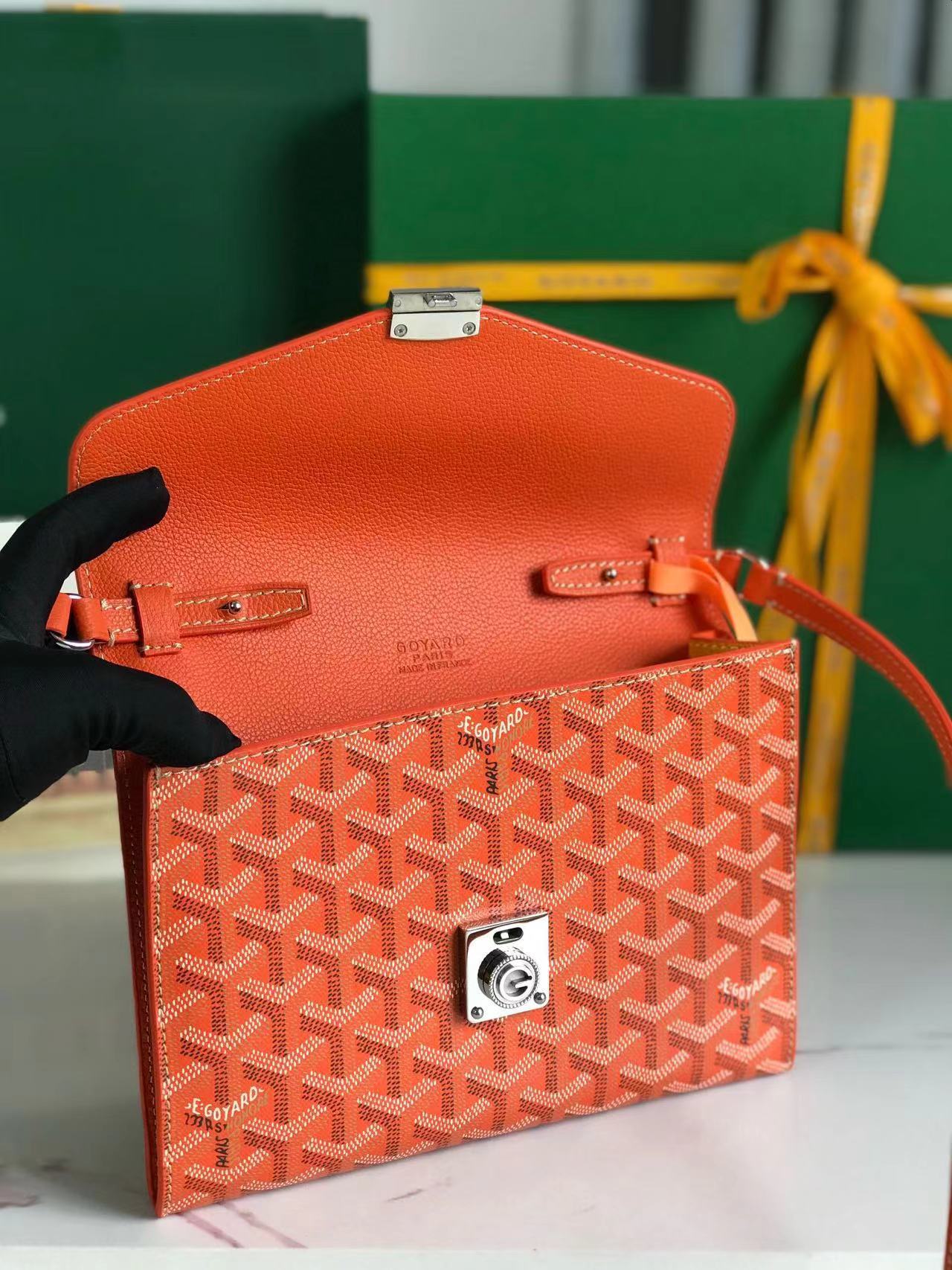 Goyard ゴヤール バッグ