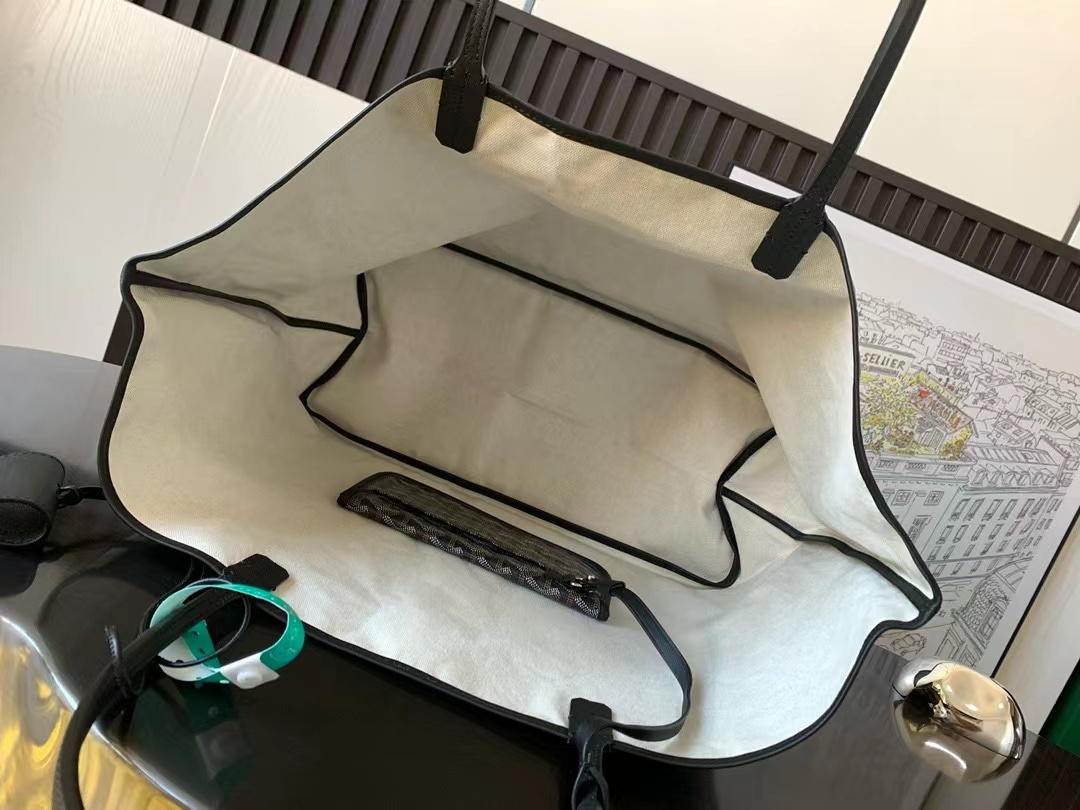 Goyard ゴヤール バッグ