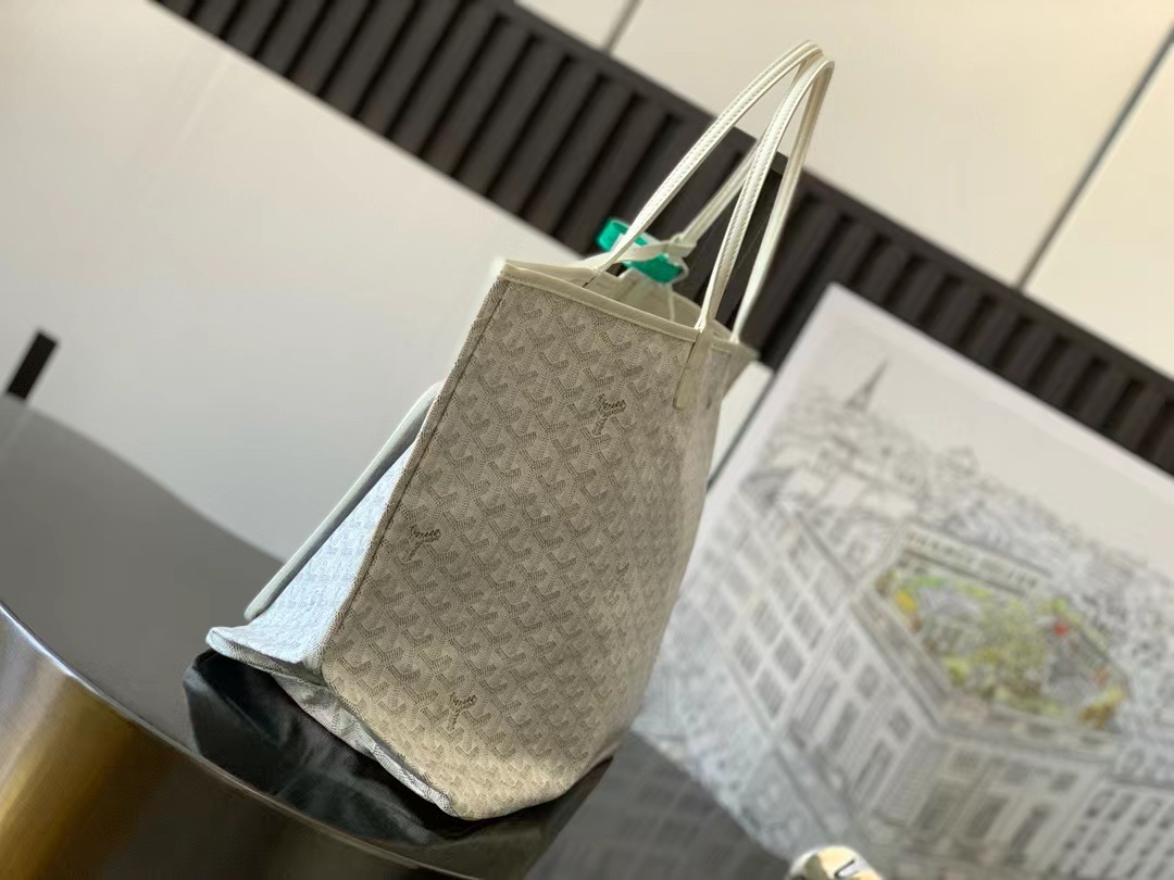 Goyard ゴヤール バッグ