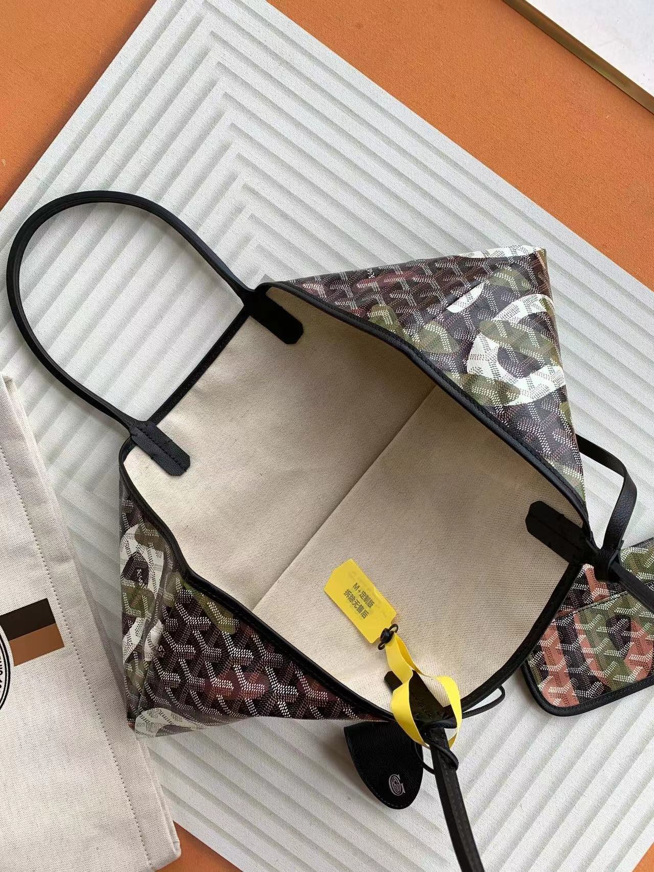 Goyard ゴヤール バッグ