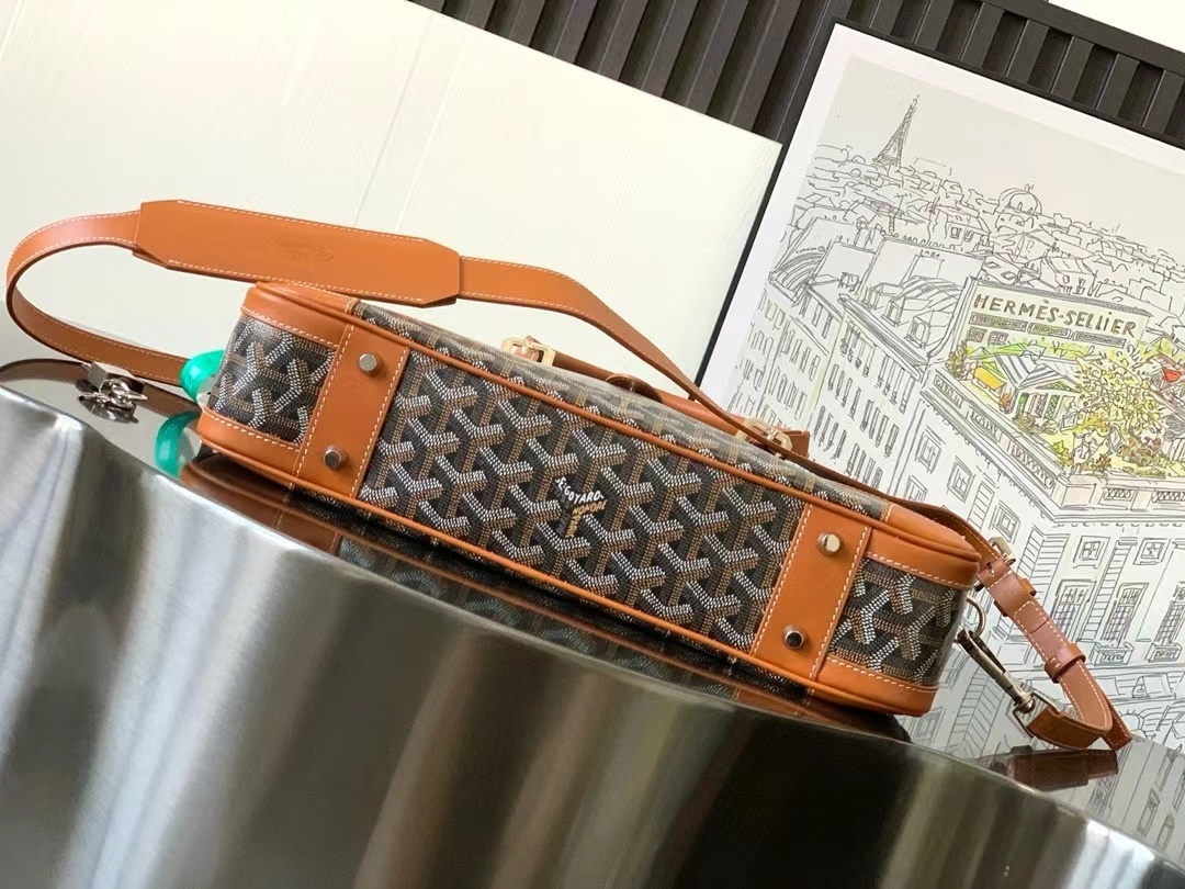 Goyard ゴヤール バッグ