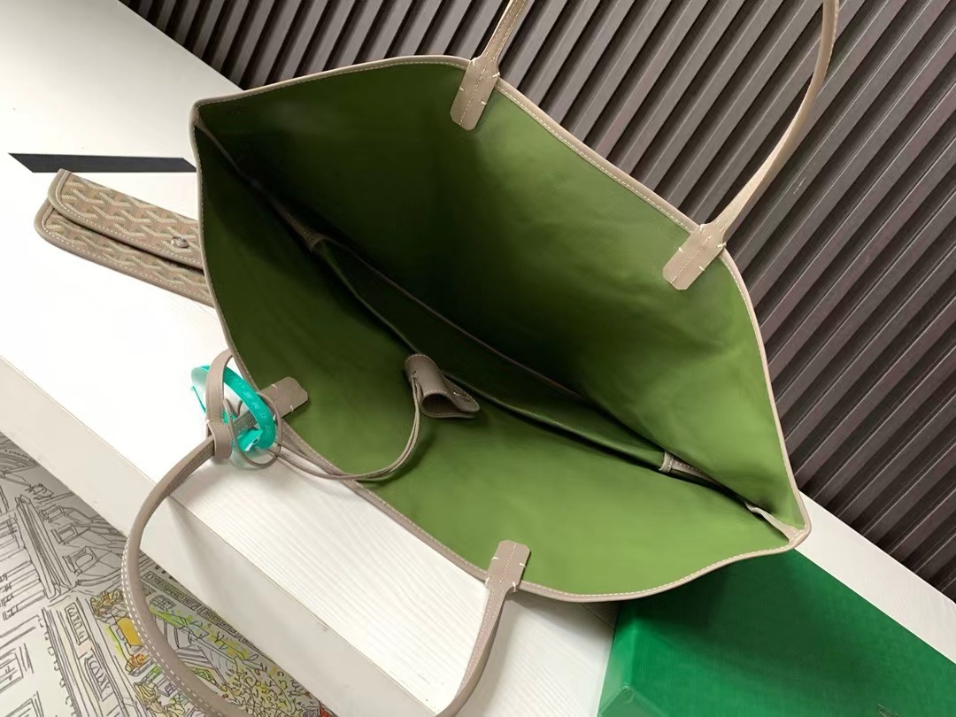 Goyard ゴヤール バッグ