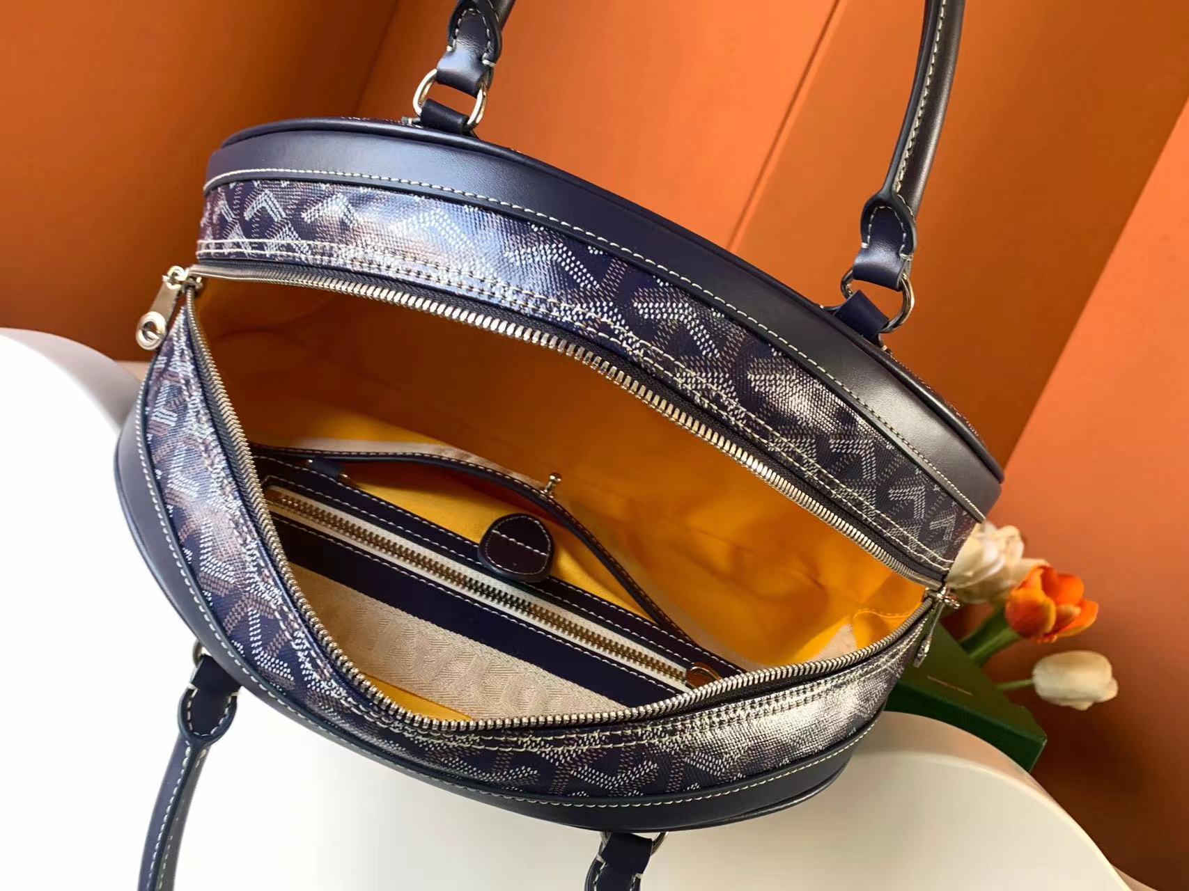 Goyard ゴヤール バッグ