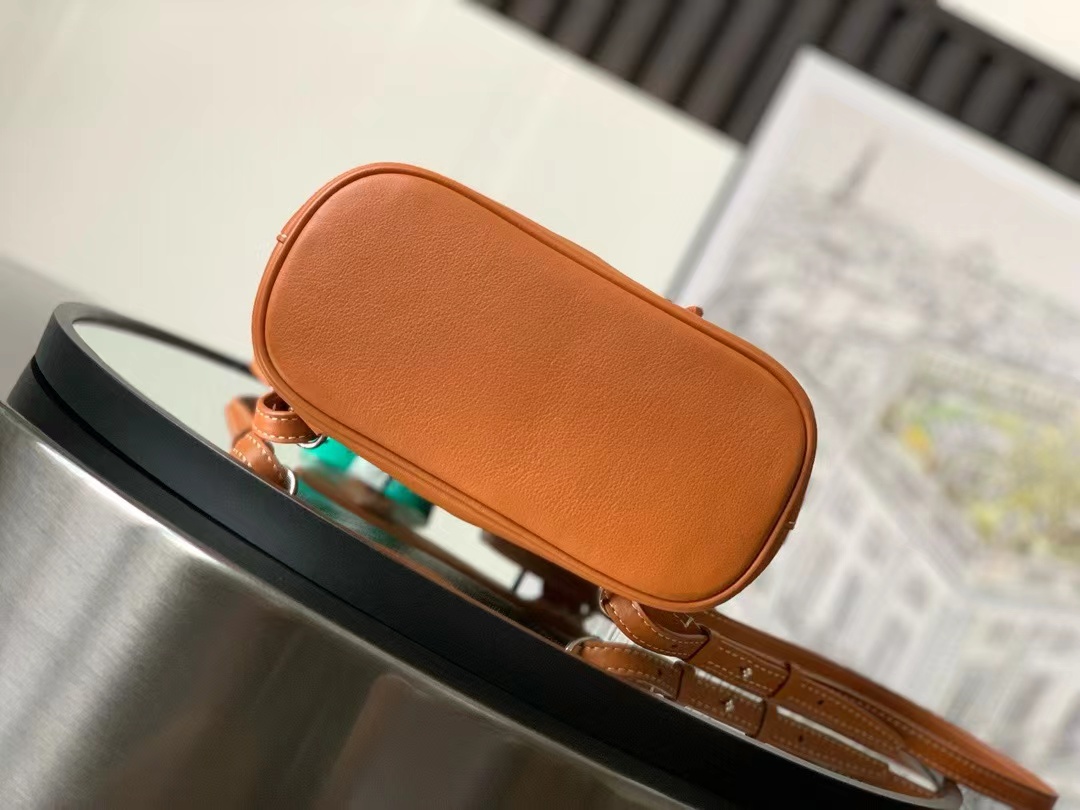 Goyard ゴヤール バッグ