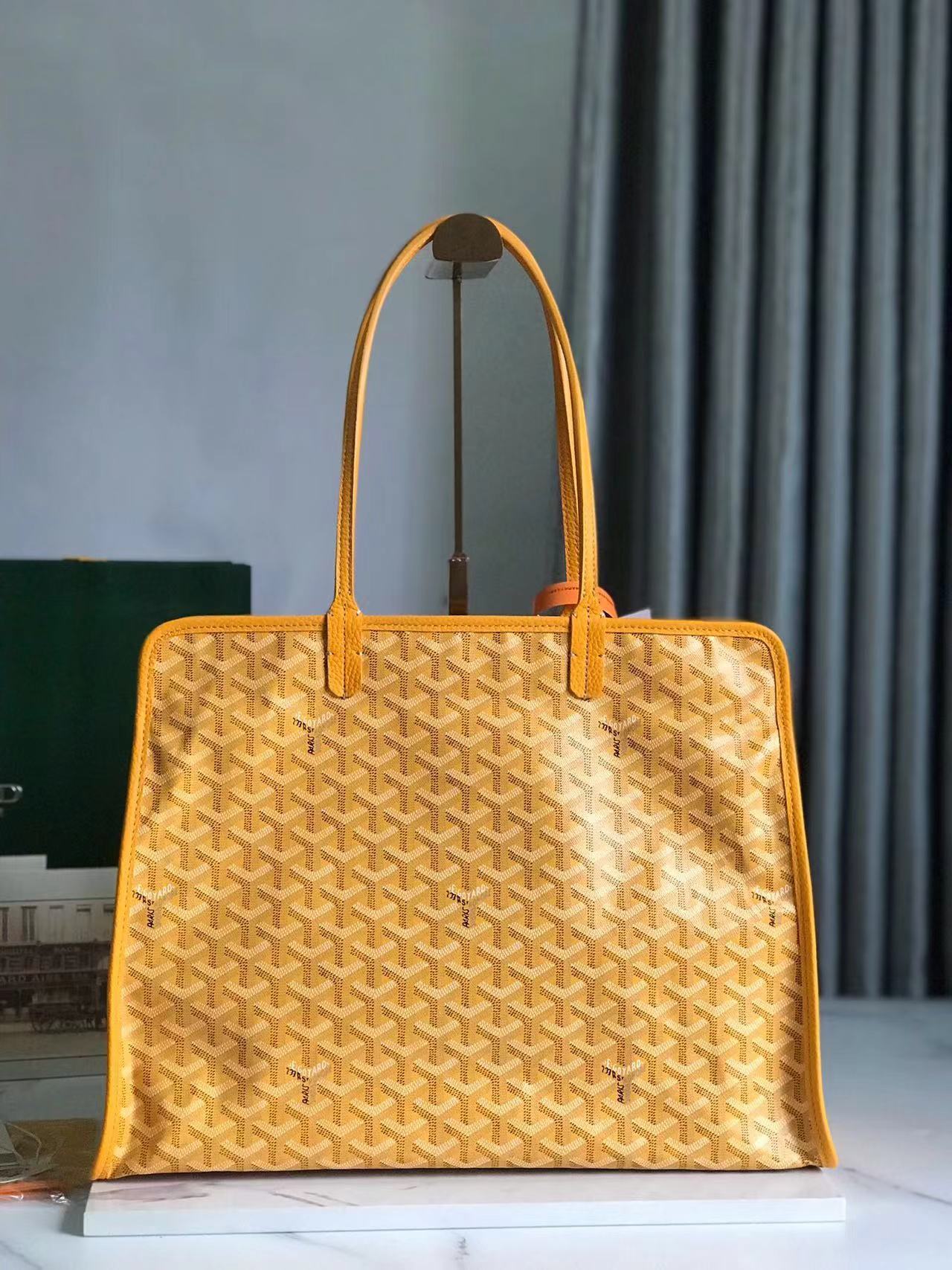 Goyard ゴヤール バッグ