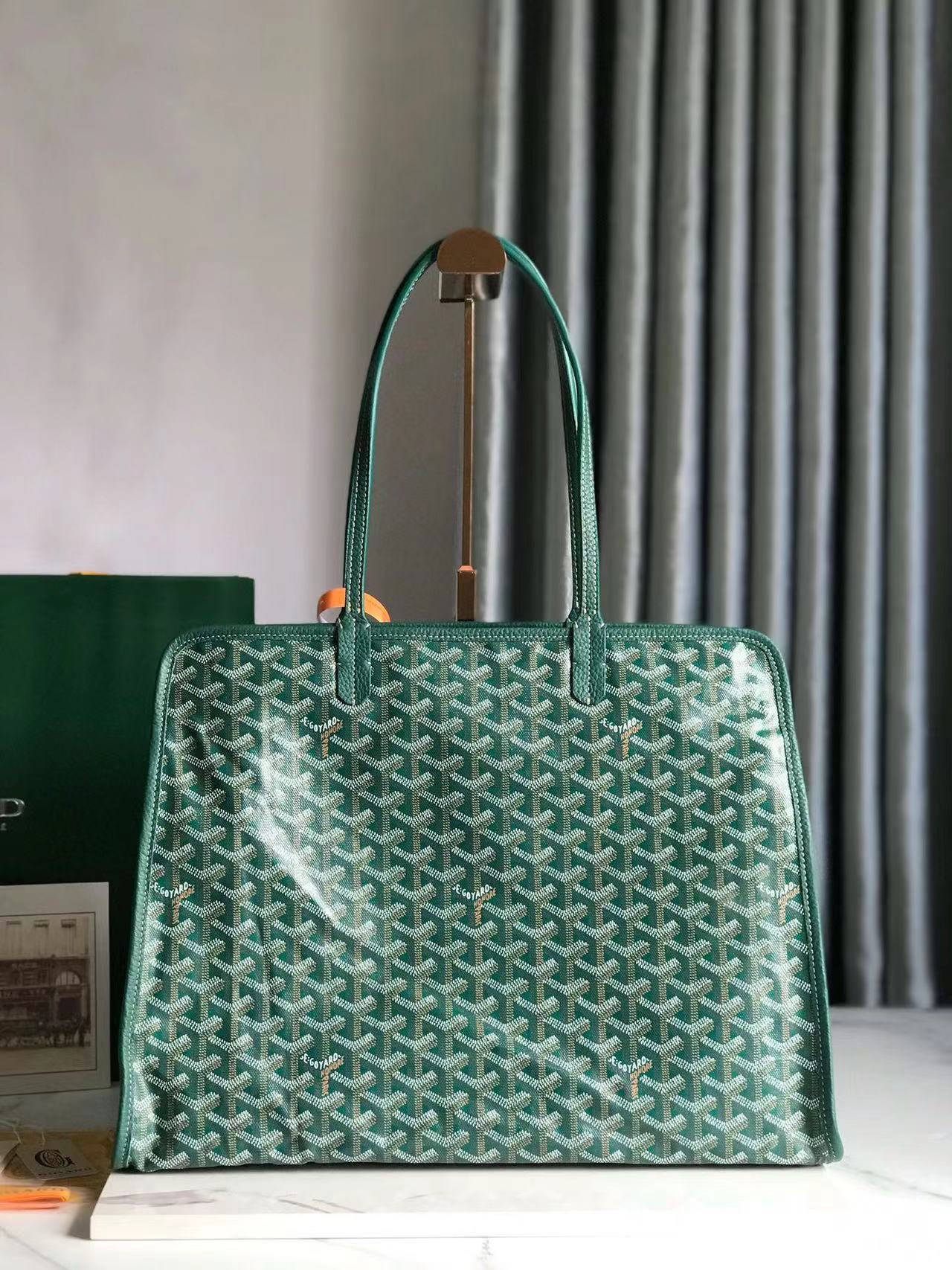 Goyard ゴヤール バッグ