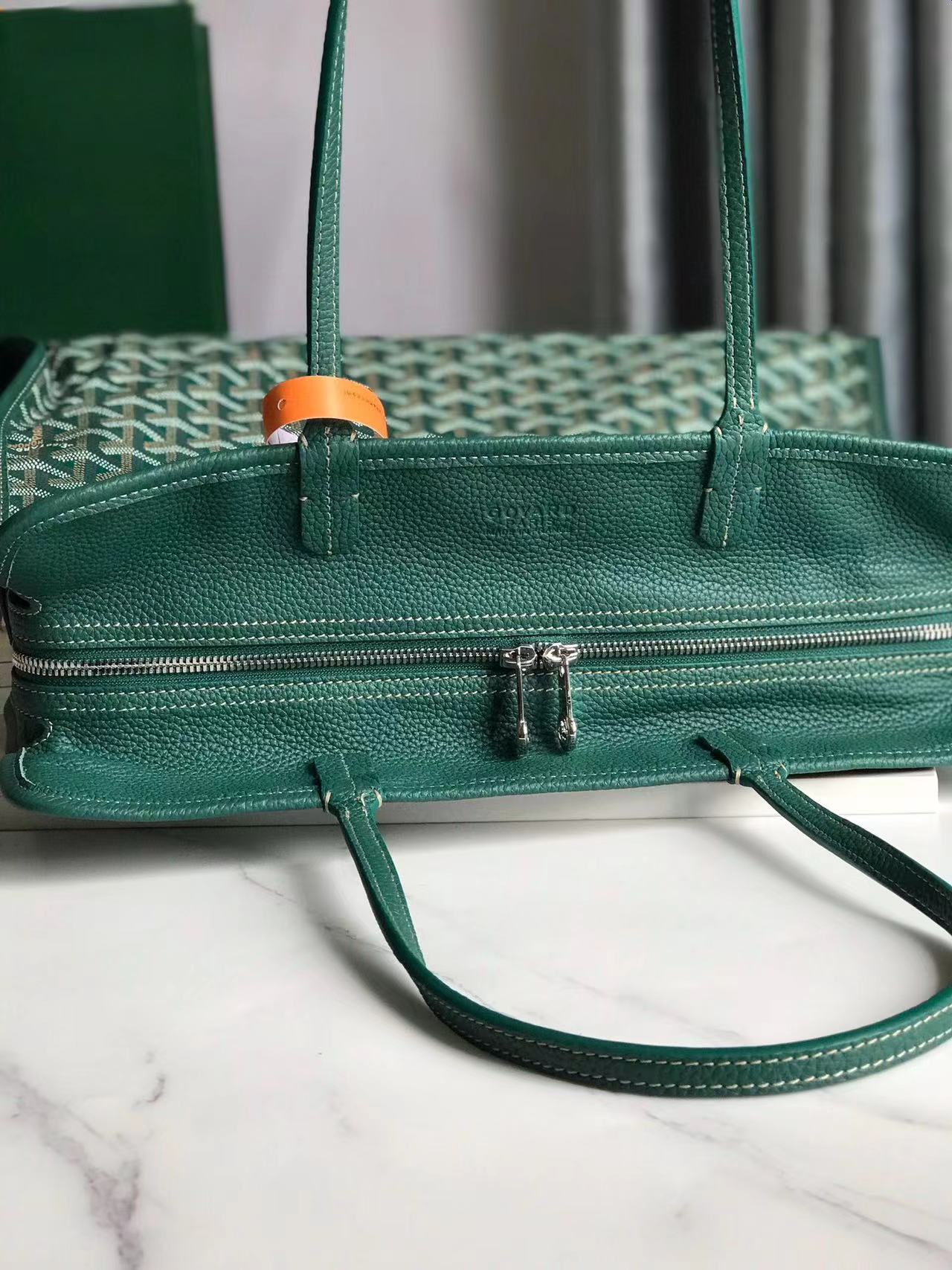 Goyard ゴヤール バッグ
