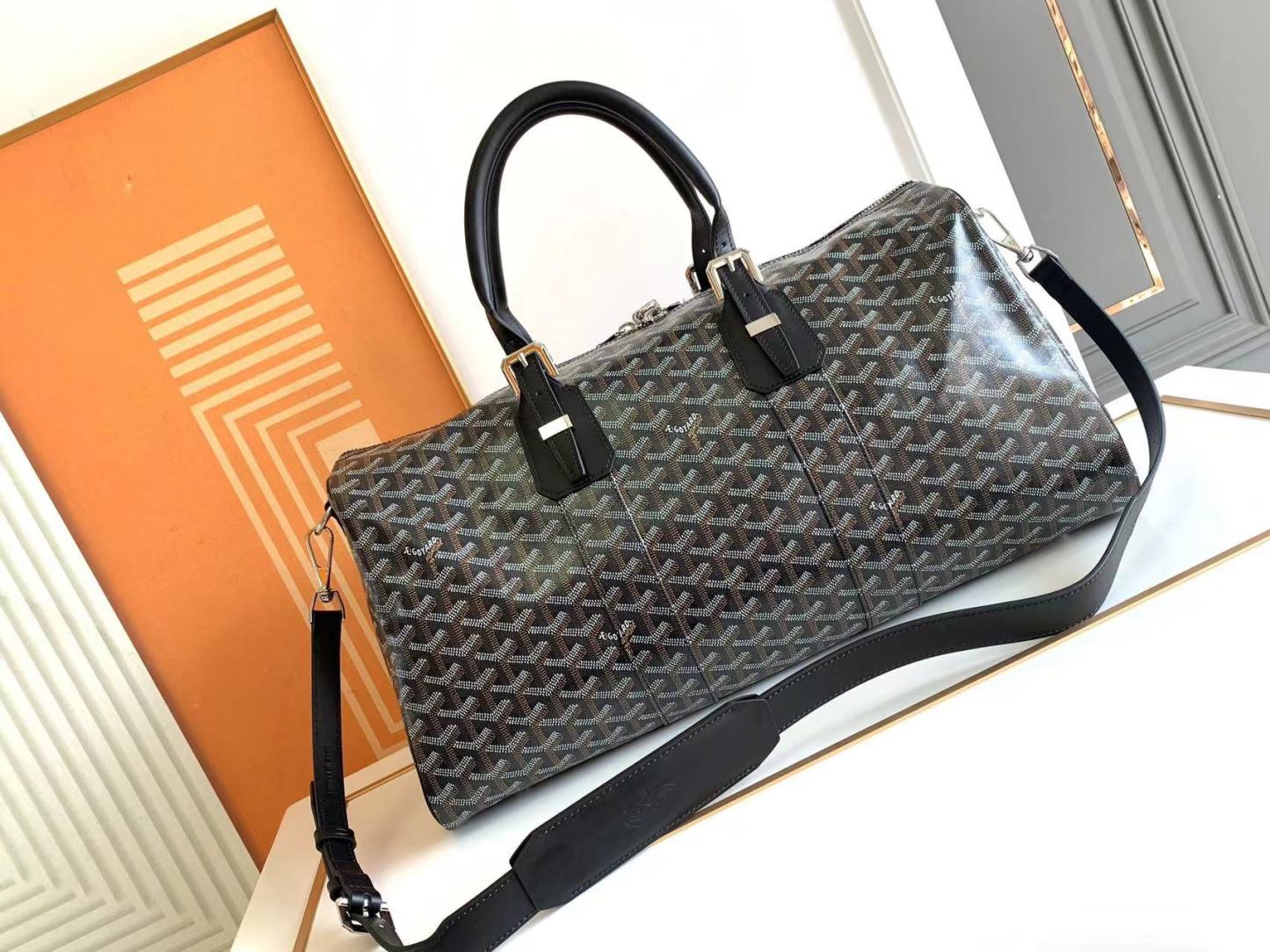 Goyard ゴヤール バッグ