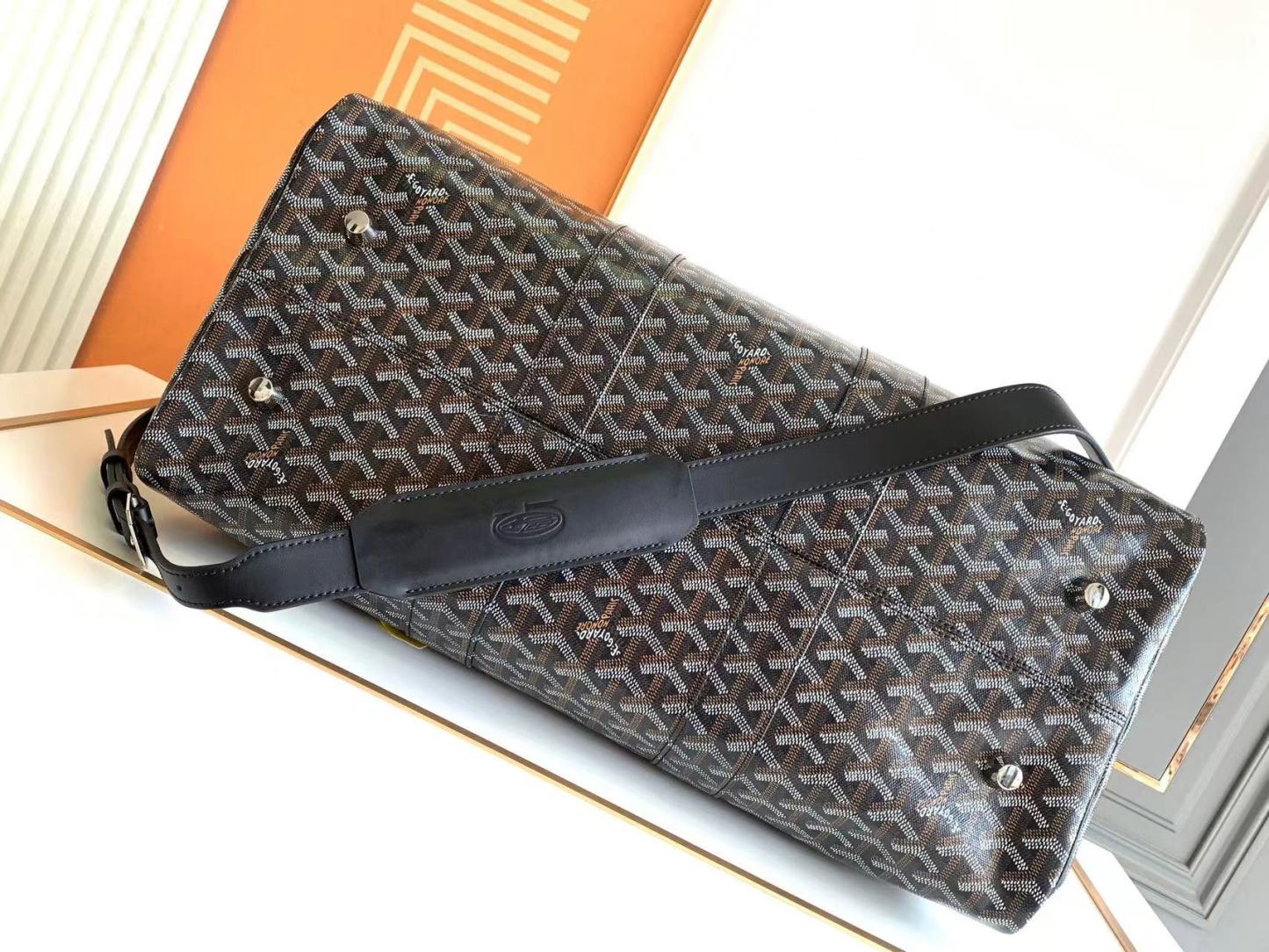 Goyard ゴヤール バッグ