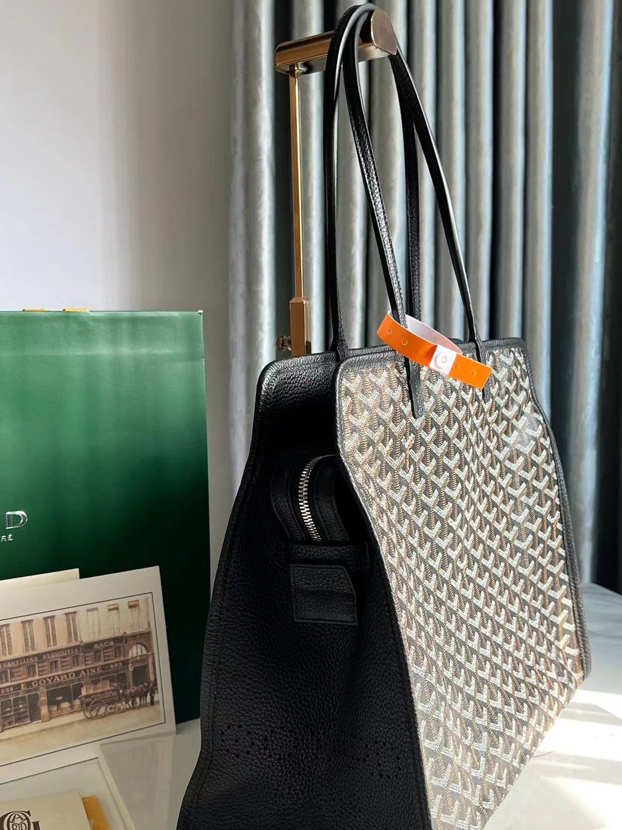 Goyard ゴヤール バッグ
