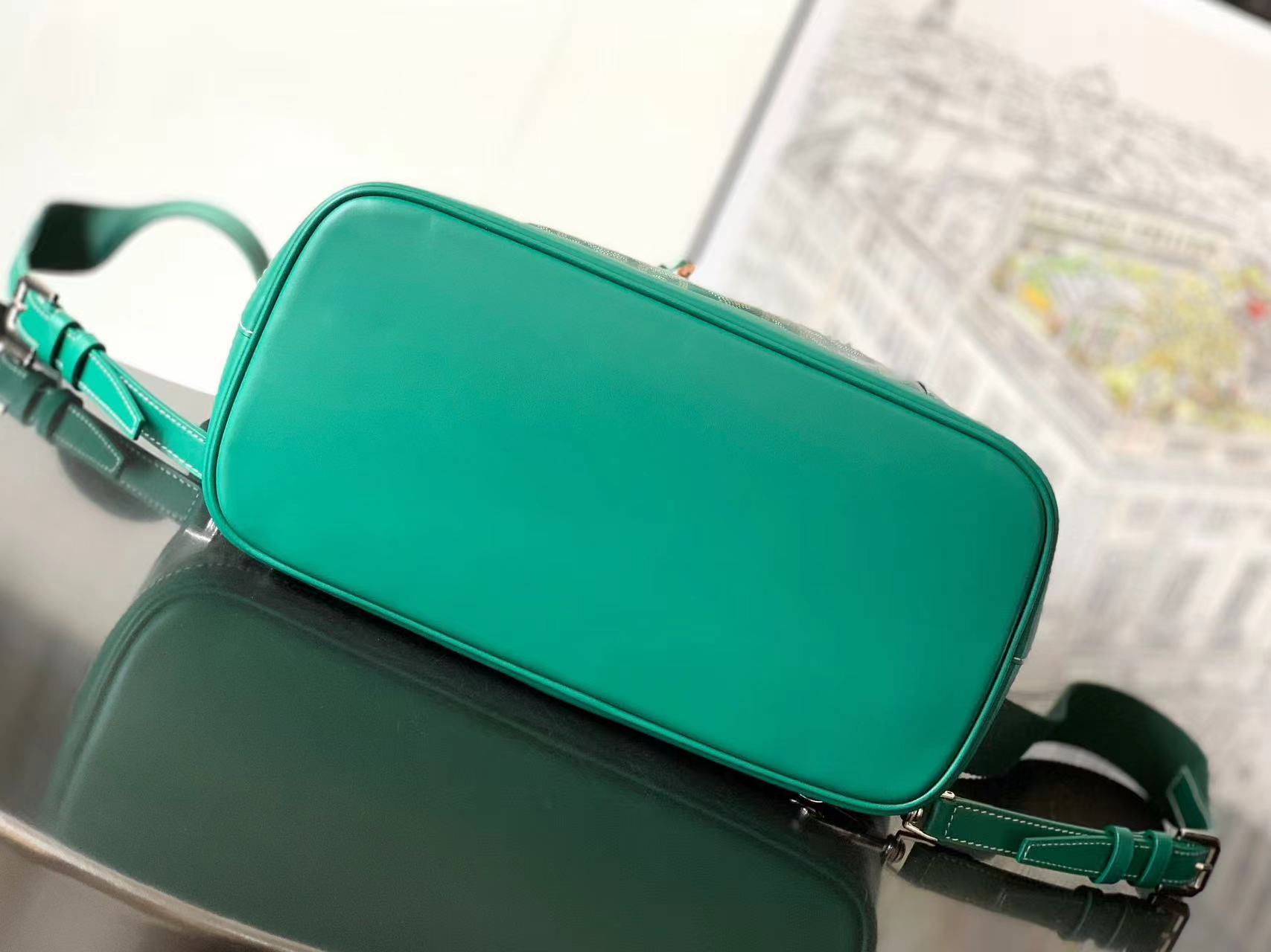 Goyard ゴヤール バッグ