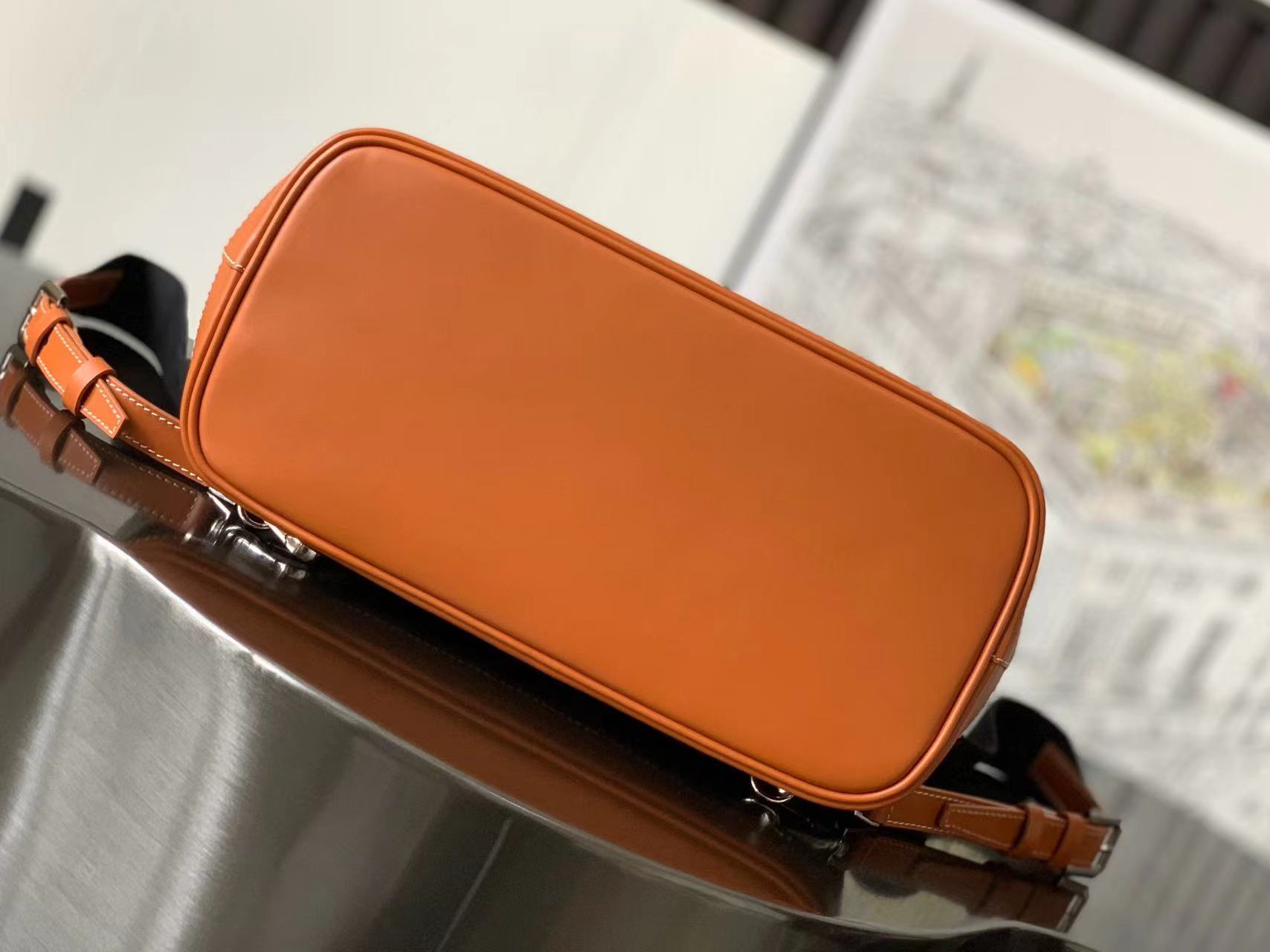 Goyard ゴヤール バッグ