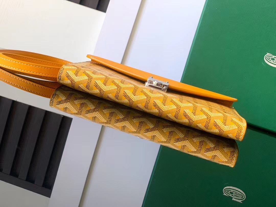 Goyard ゴヤール バッグ