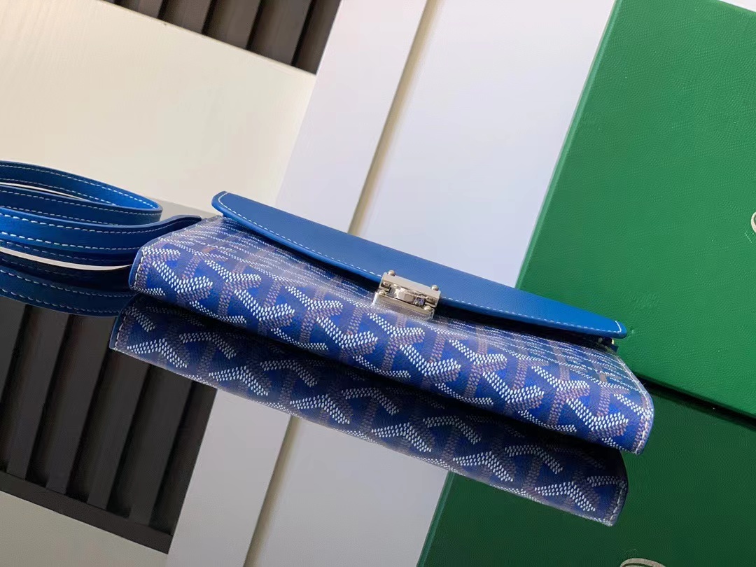 Goyard ゴヤール バッグ