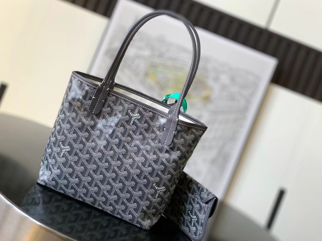 Goyard ゴヤール バッグ