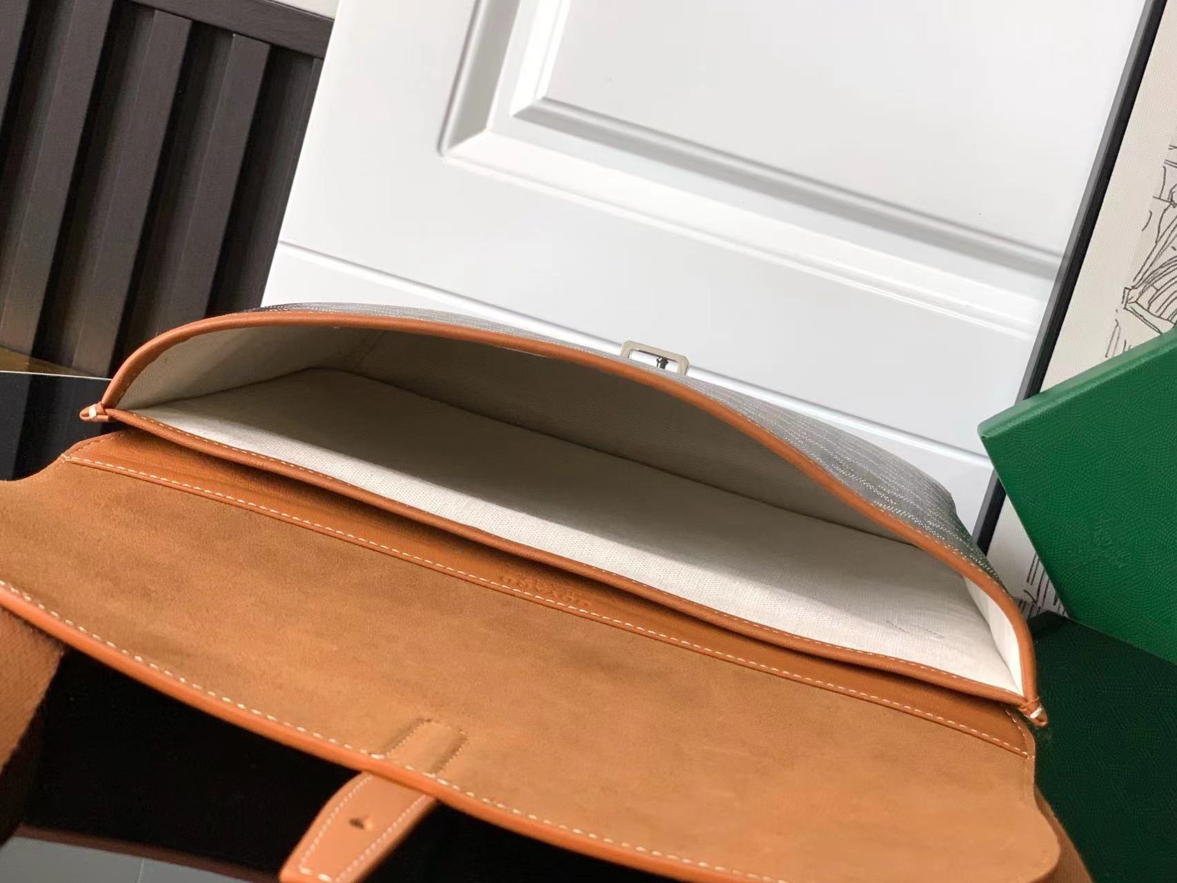 Goyard ゴヤール バッグ