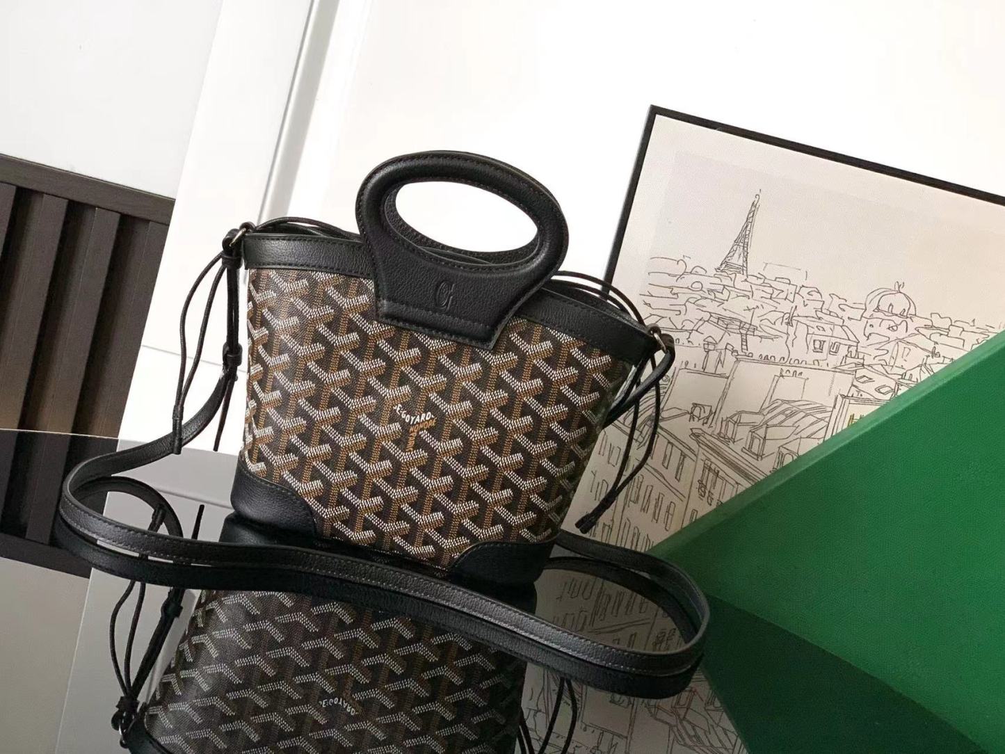 Goyard ゴヤール バッグ