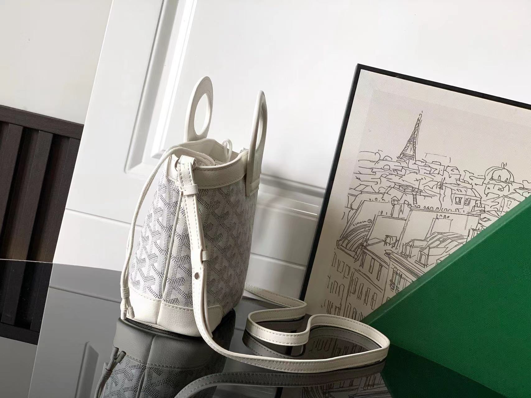 Goyard ゴヤール バッグ