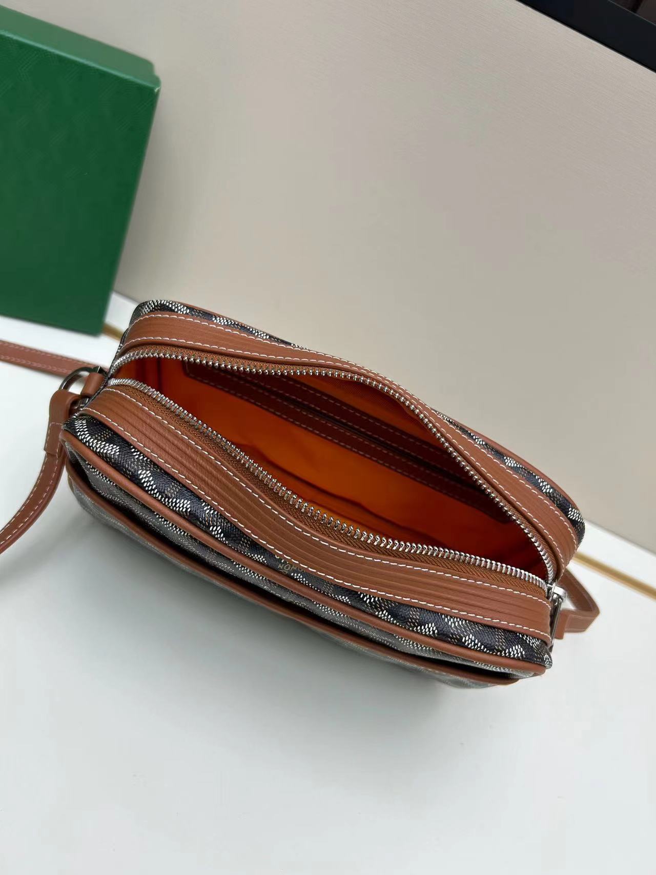 Goyard ゴヤール バッグ