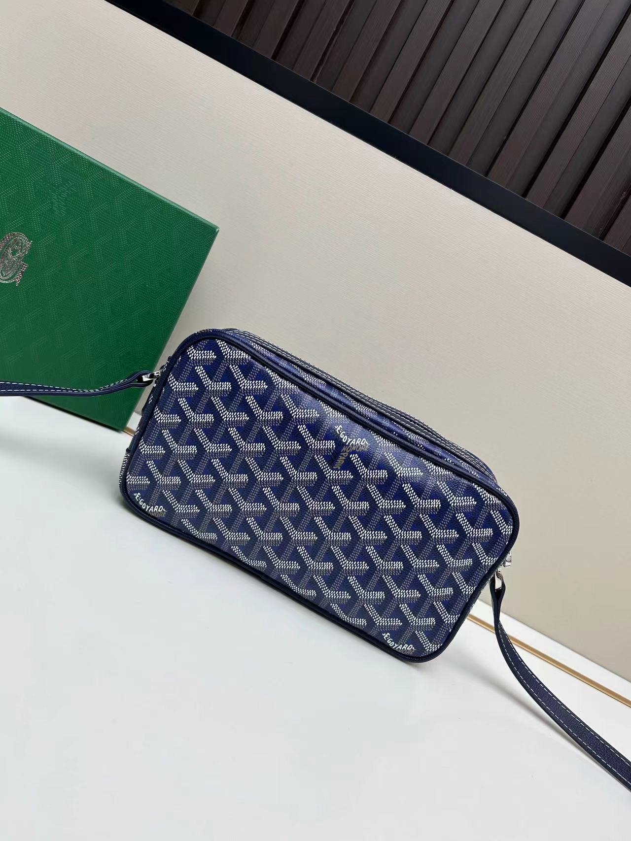 Goyard ゴヤール バッグ