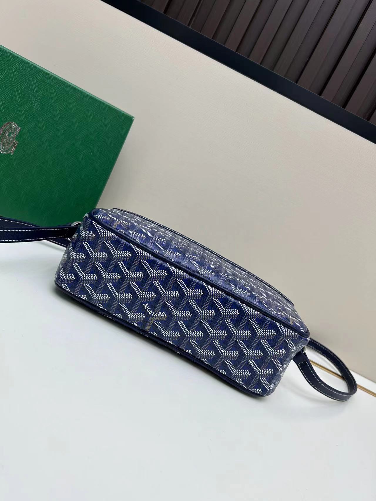 Goyard ゴヤール バッグ