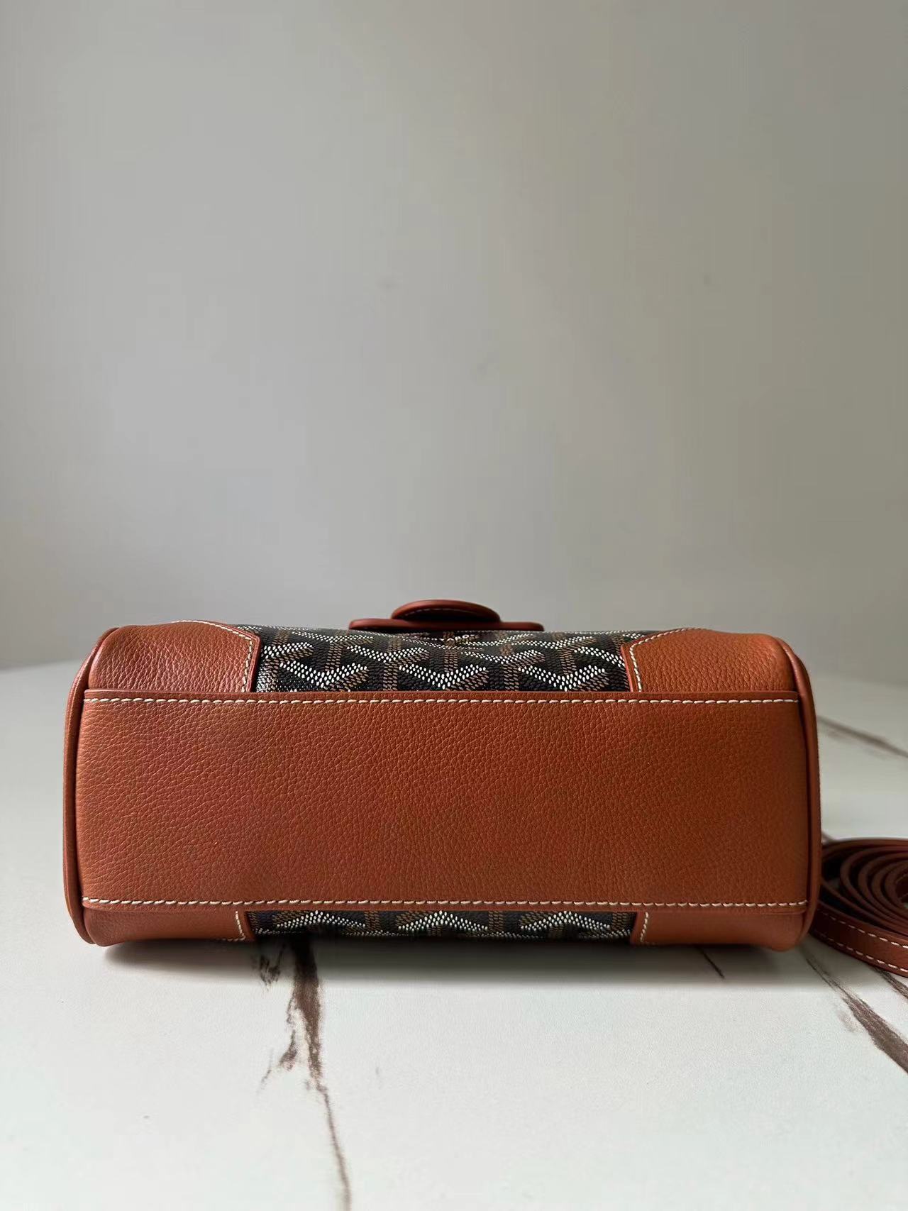 Goyard ゴヤール バッグ