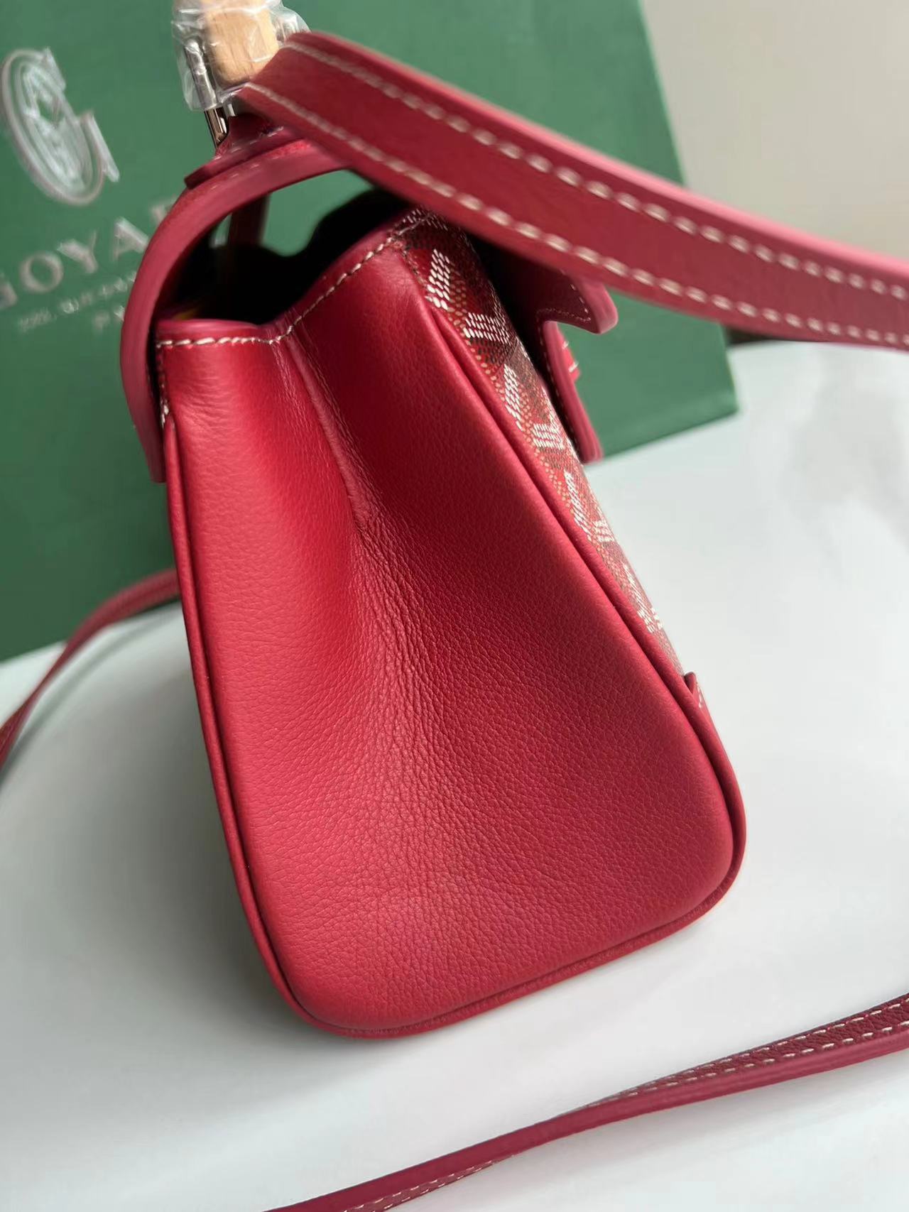 Goyard ゴヤール バッグ