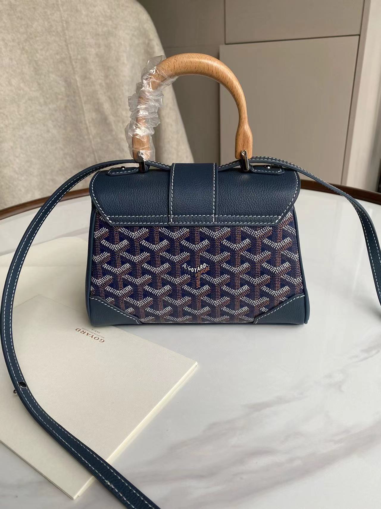 Goyard ゴヤール バッグ