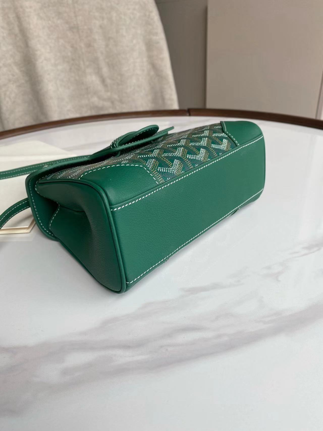 Goyard ゴヤール バッグ