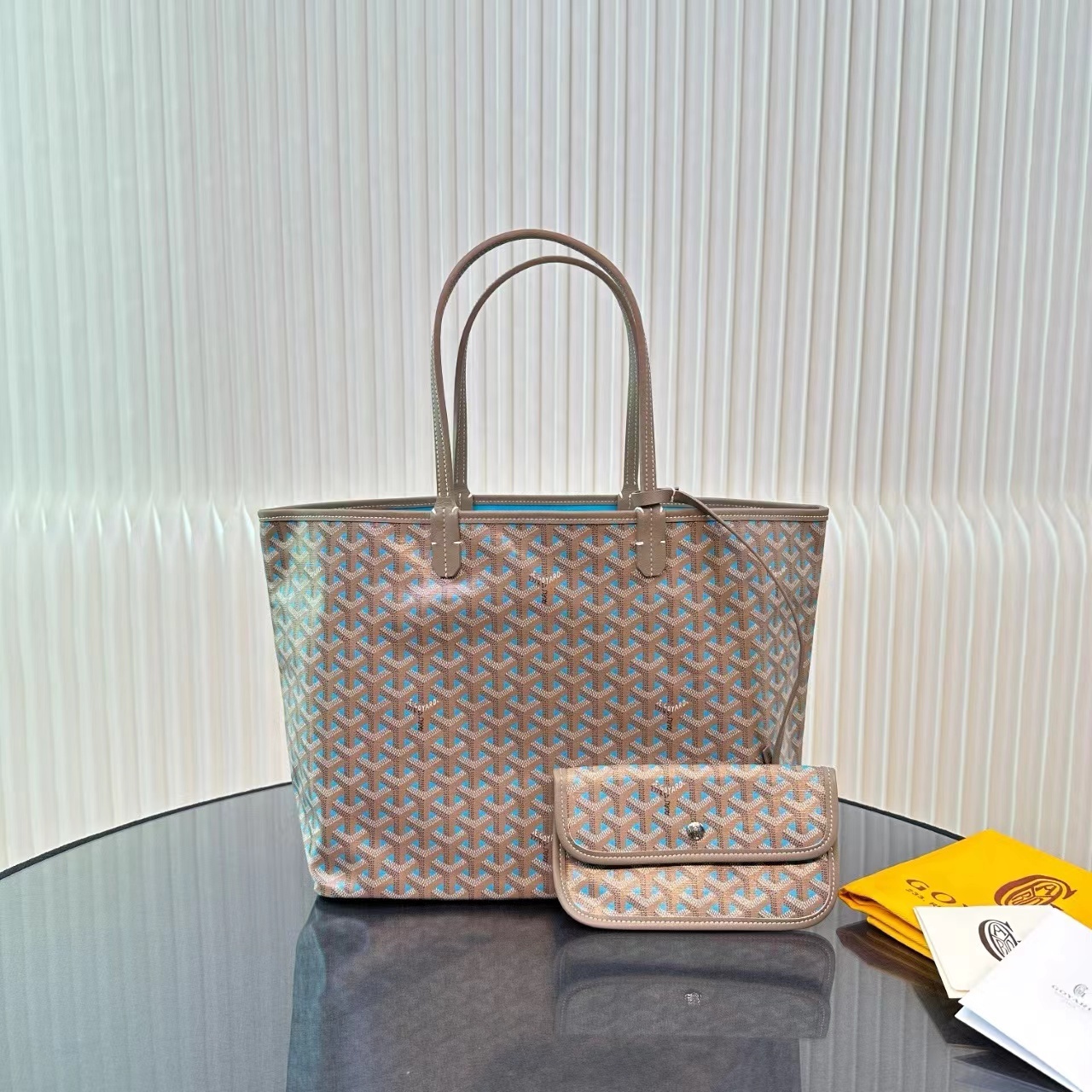 Goyard ゴヤール バッグ
