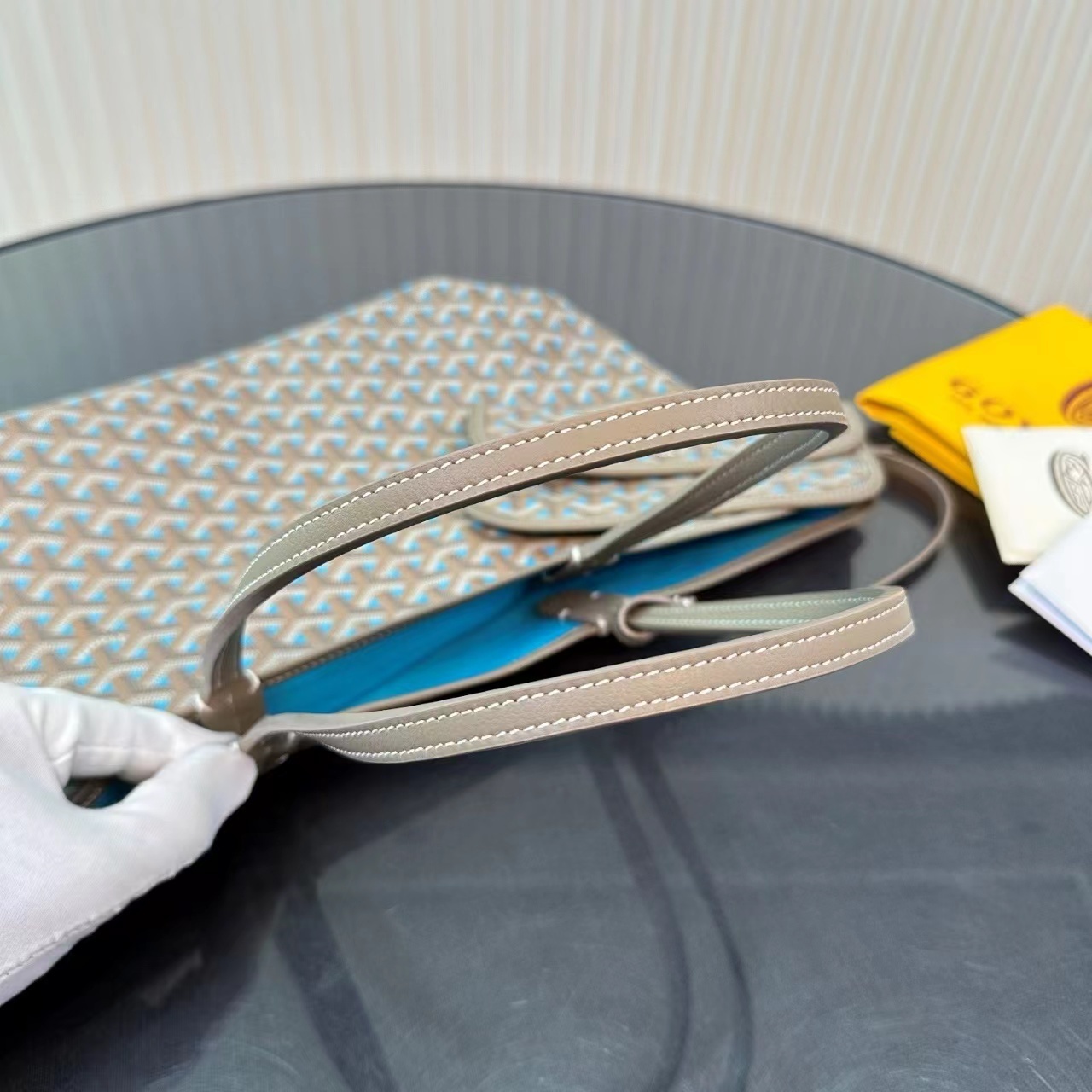 Goyard ゴヤール バッグ