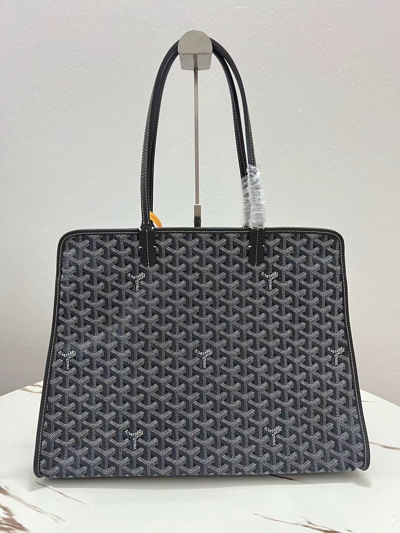 Goyard ゴヤール バッグ