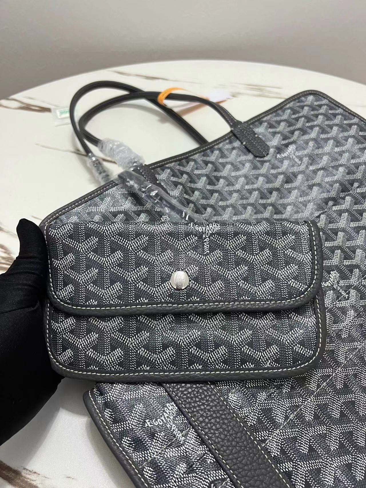 Goyard ゴヤール バッグ