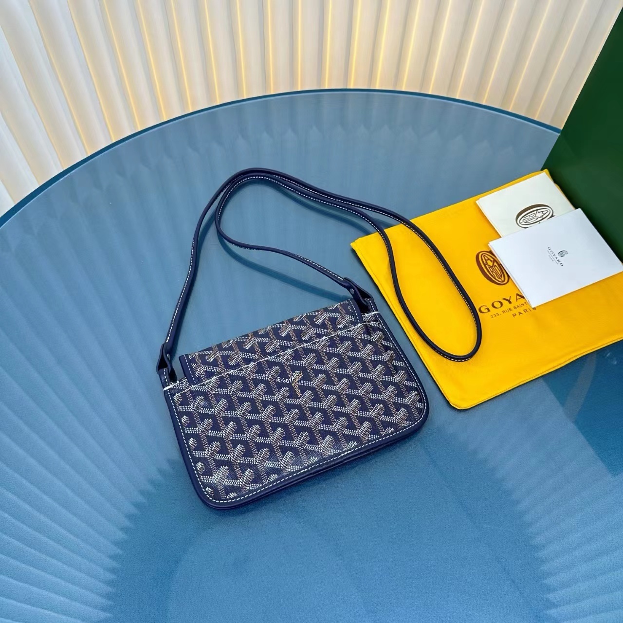 Goyard ゴヤール バッグ