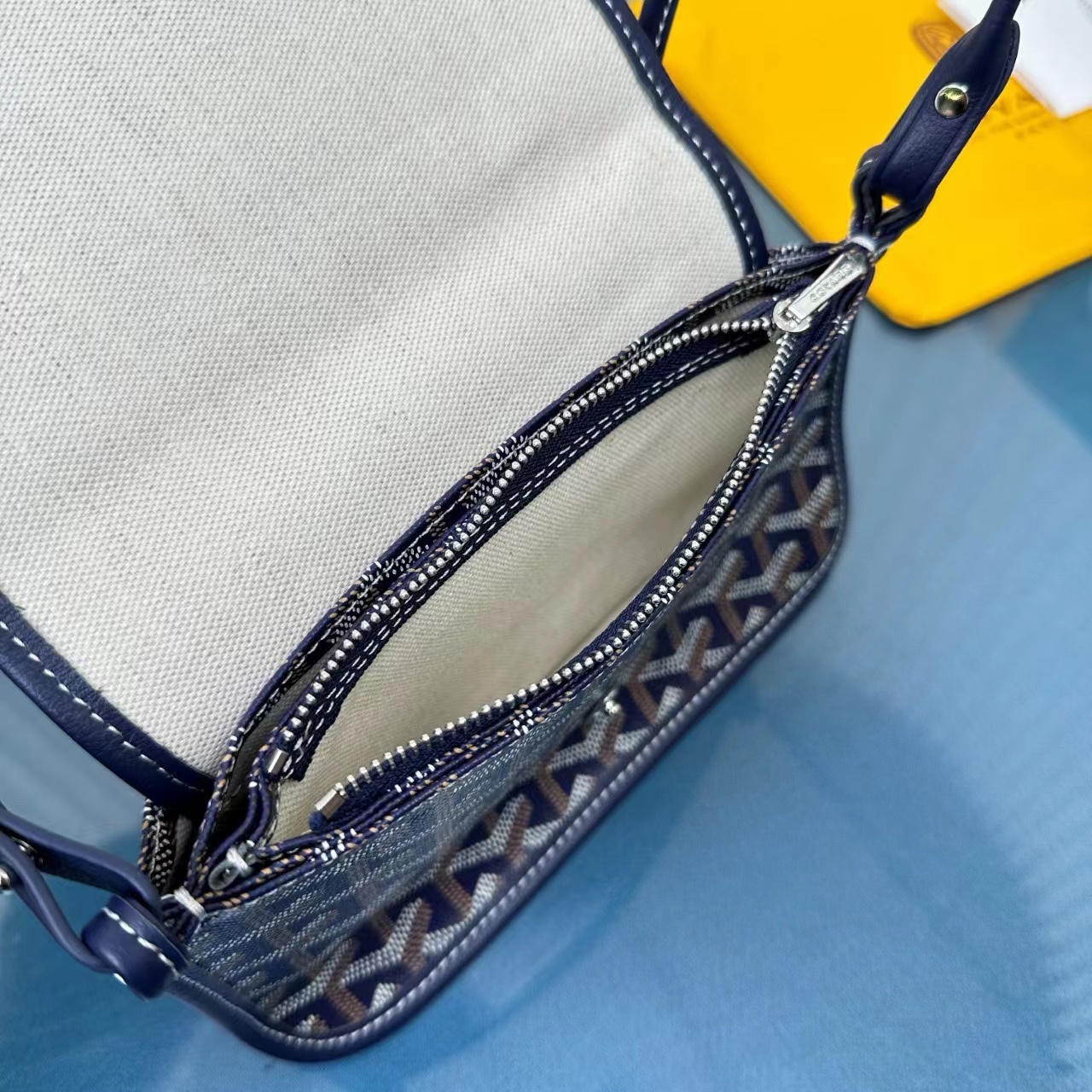 Goyard ゴヤール バッグ