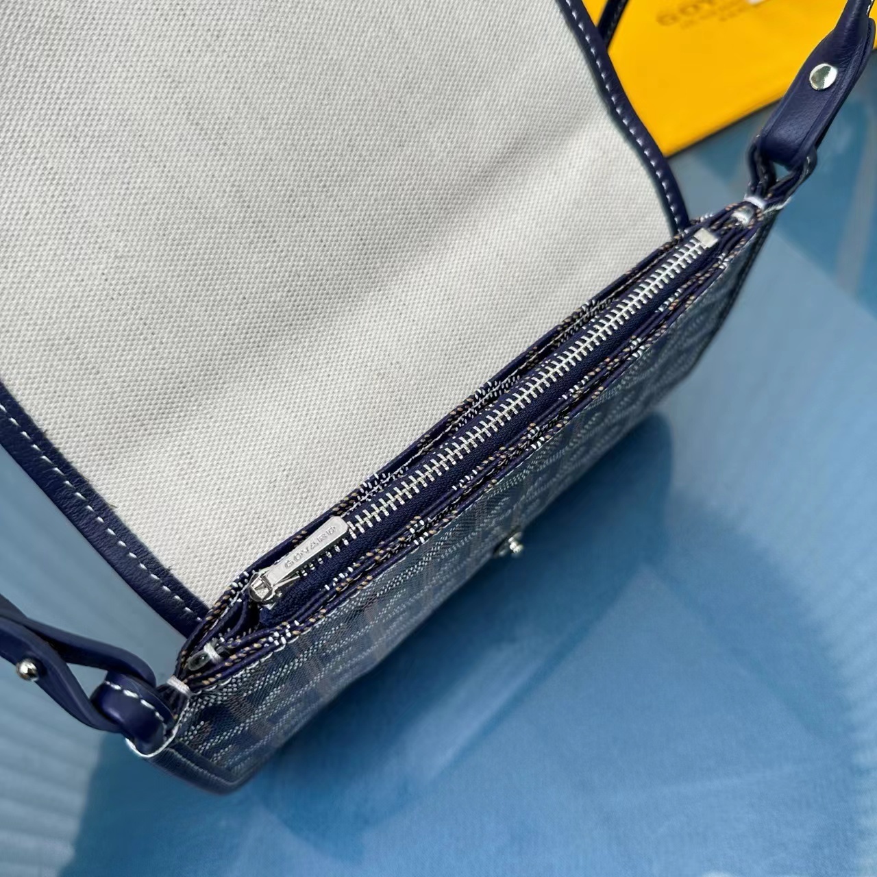 Goyard ゴヤール バッグ