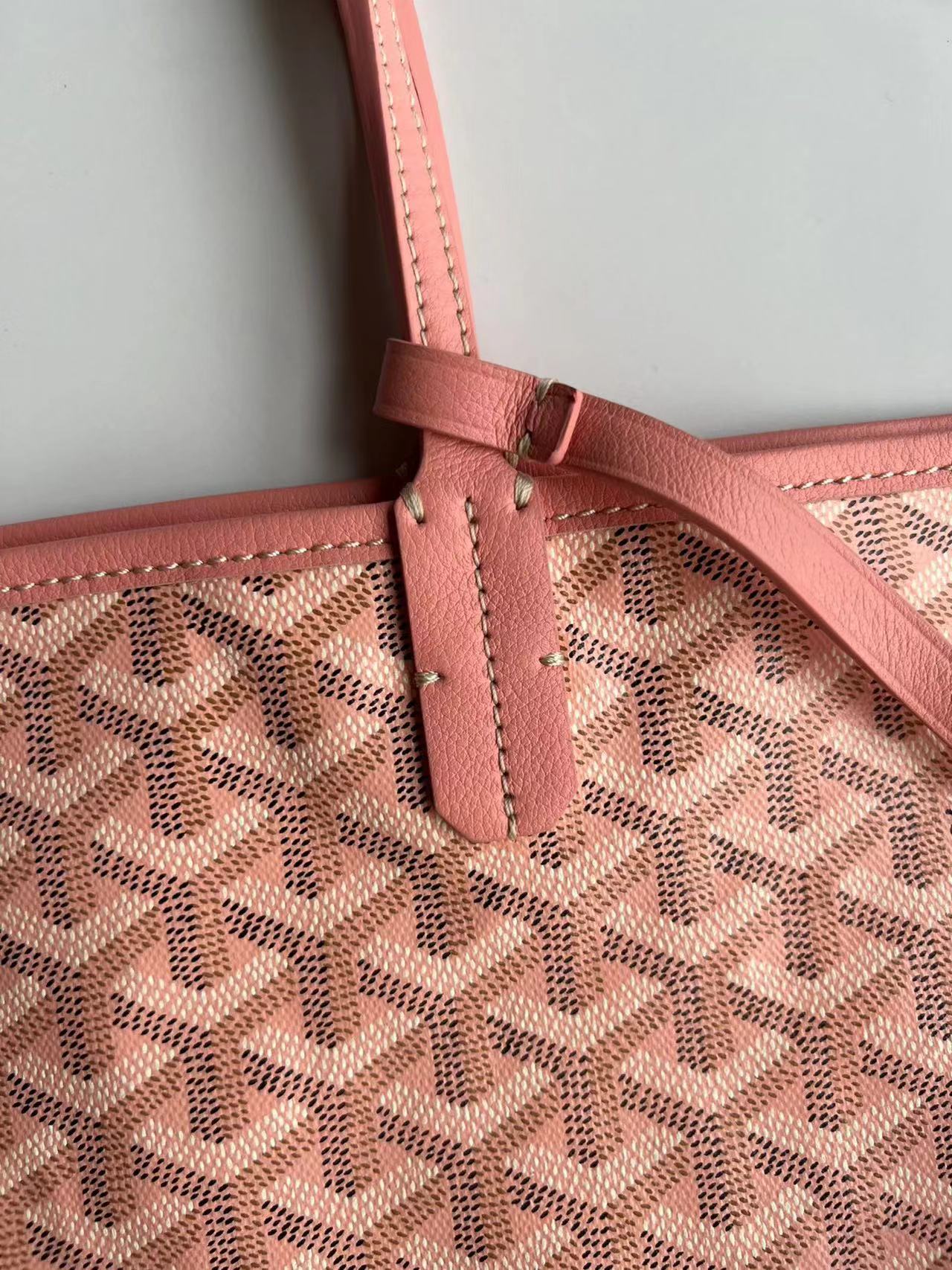 Goyard ゴヤール バッグ