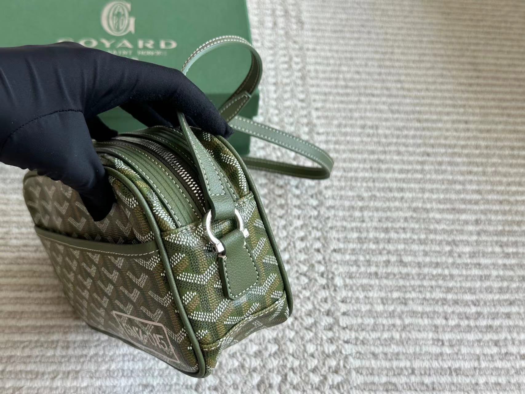 Goyard ゴヤール バッグ