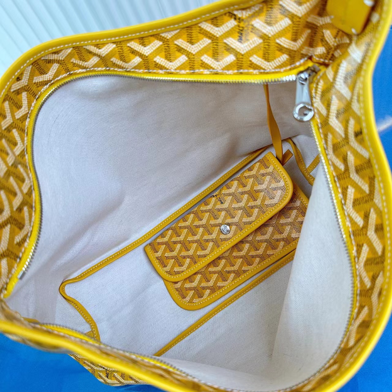 Goyard ゴヤール バッグ