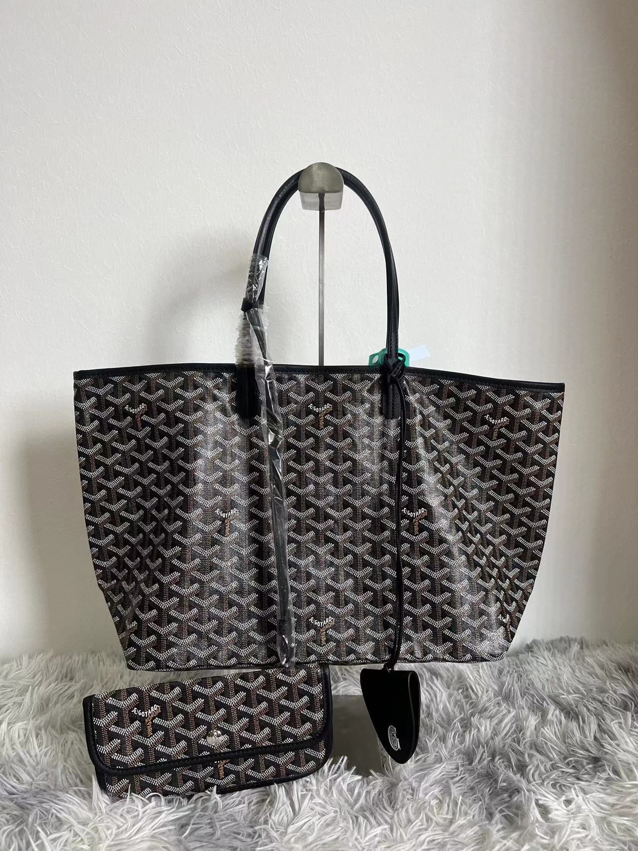 Goyard ゴヤール バッグ