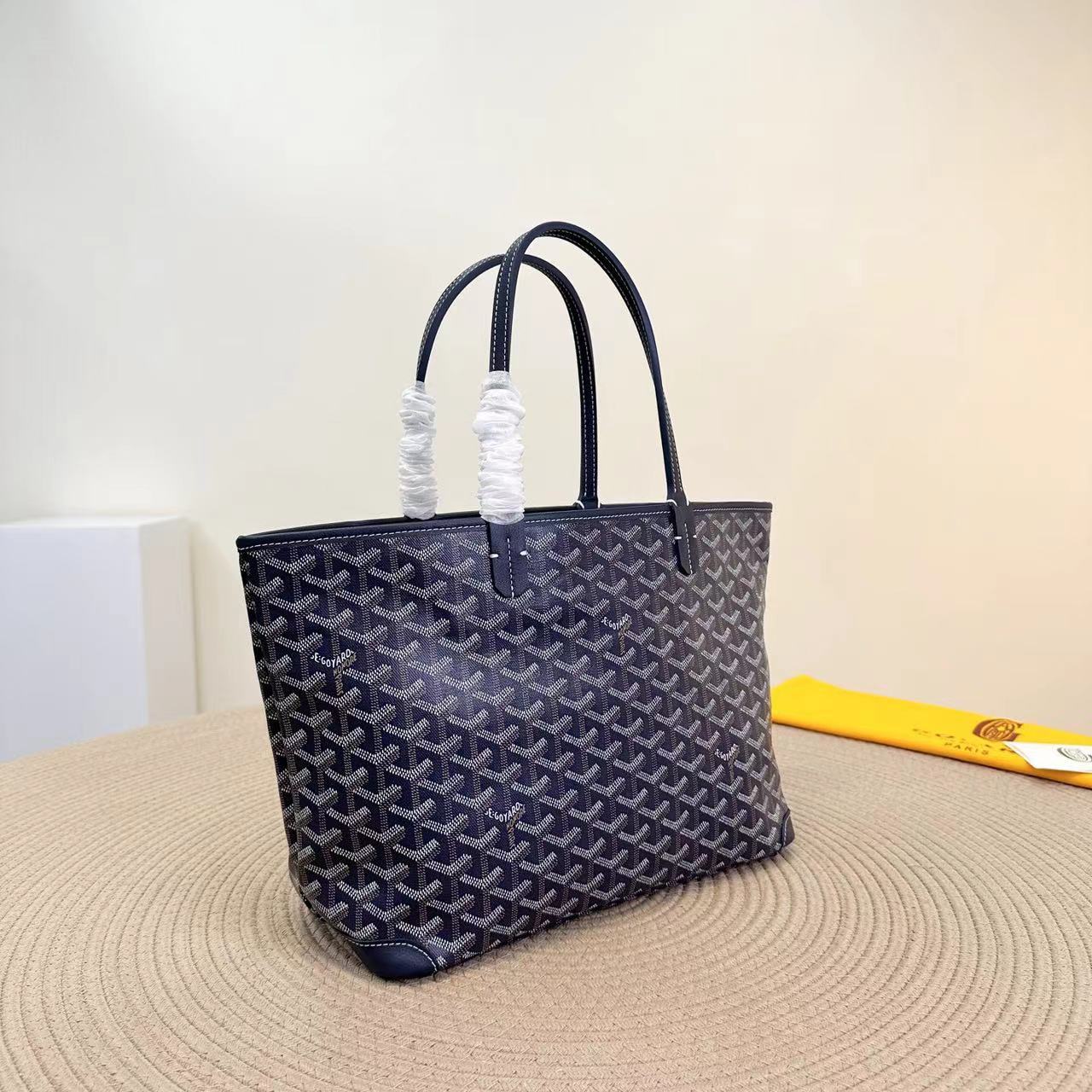 Goyard ゴヤール バッグ