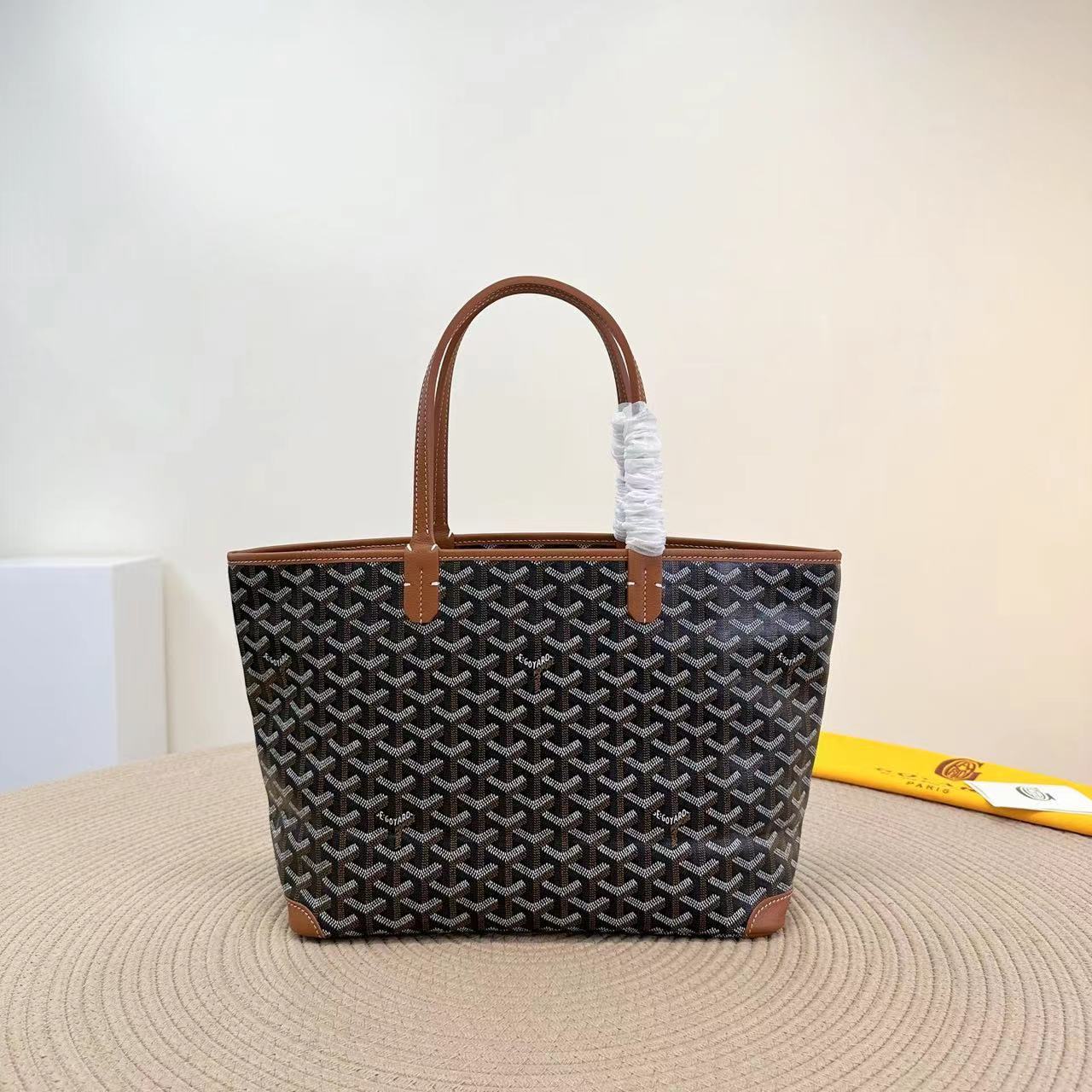 Goyard ゴヤール バッグ